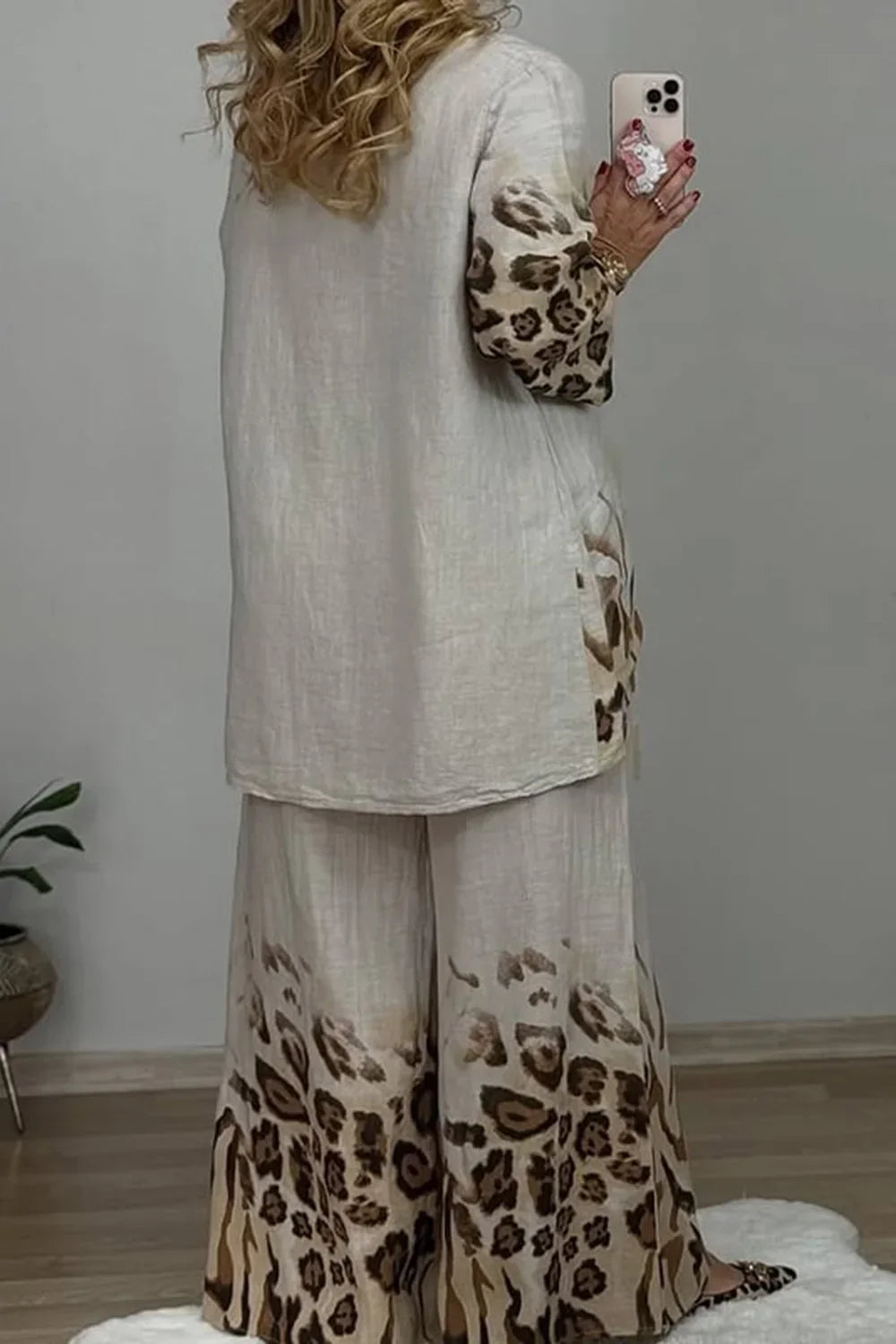 Women's Plus Size Casual Two Piece Set Leopard 3/4 Sleeve Crew Neck Tops T-Shirt Elastic Waist Straight Loose Pockets Pants Sets