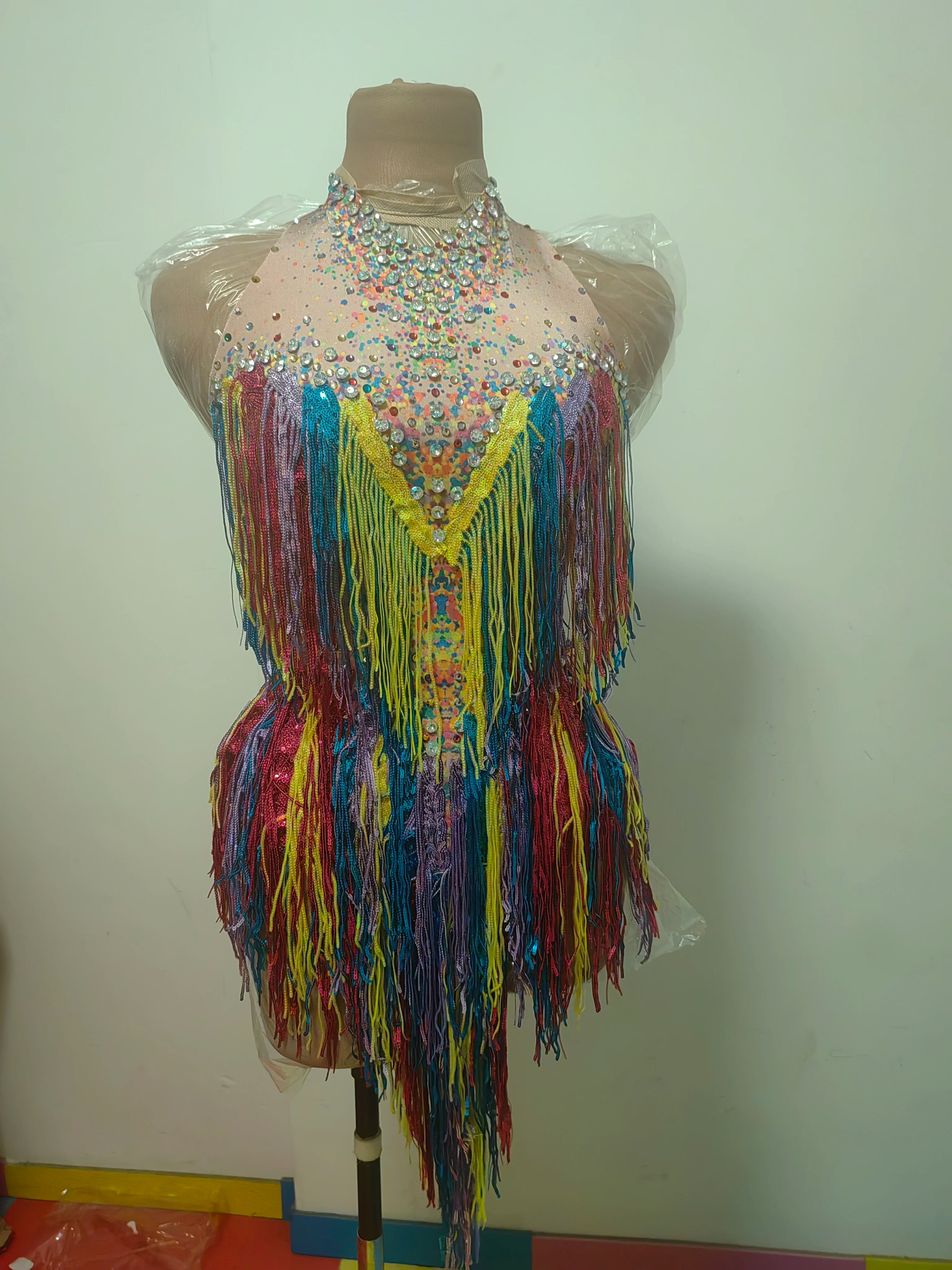 Color Stripe Tassel Tight Fitting Sexy Bodysuit Rhinestone Crystals Fancy Dancer Wear Ladies Latin Dance Team Outfits Xinwucai