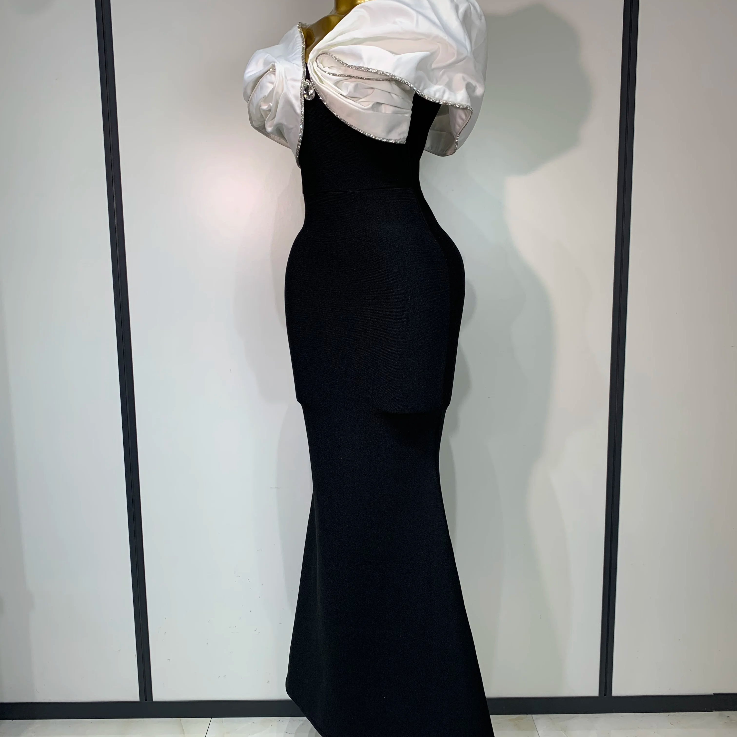 Women Sexy Off Shoulder Rhinestone Bodycon Maxi Long Bandage Dress 2025 Celebrity  Elegant Evening Party Luxury Birthday Outfit