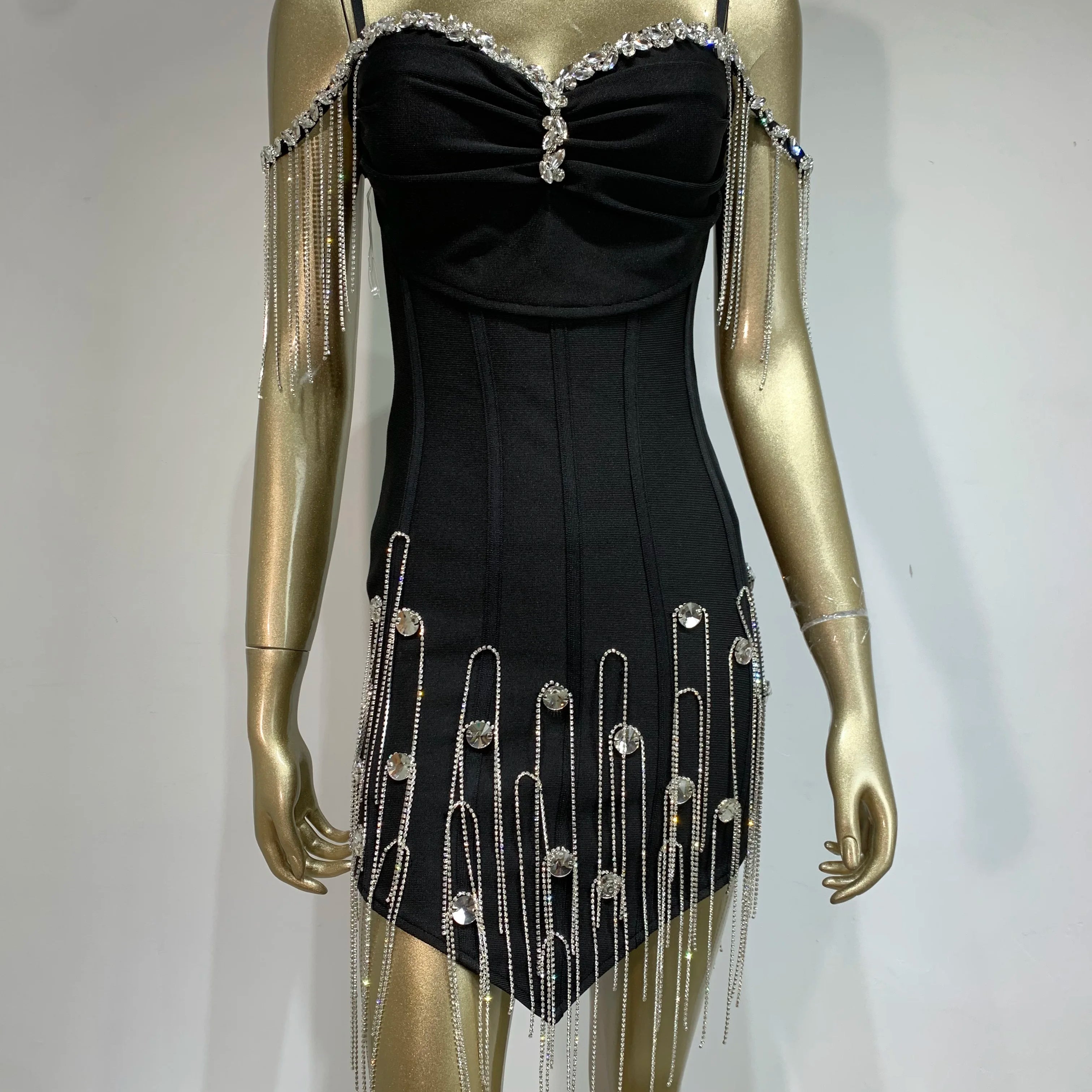 Women Celebrity Sexy Off Shoulder Diamonds Crystal Sparkly Black Bodycon Bandage Dress 2024 Elegant Evening Club Party Dress