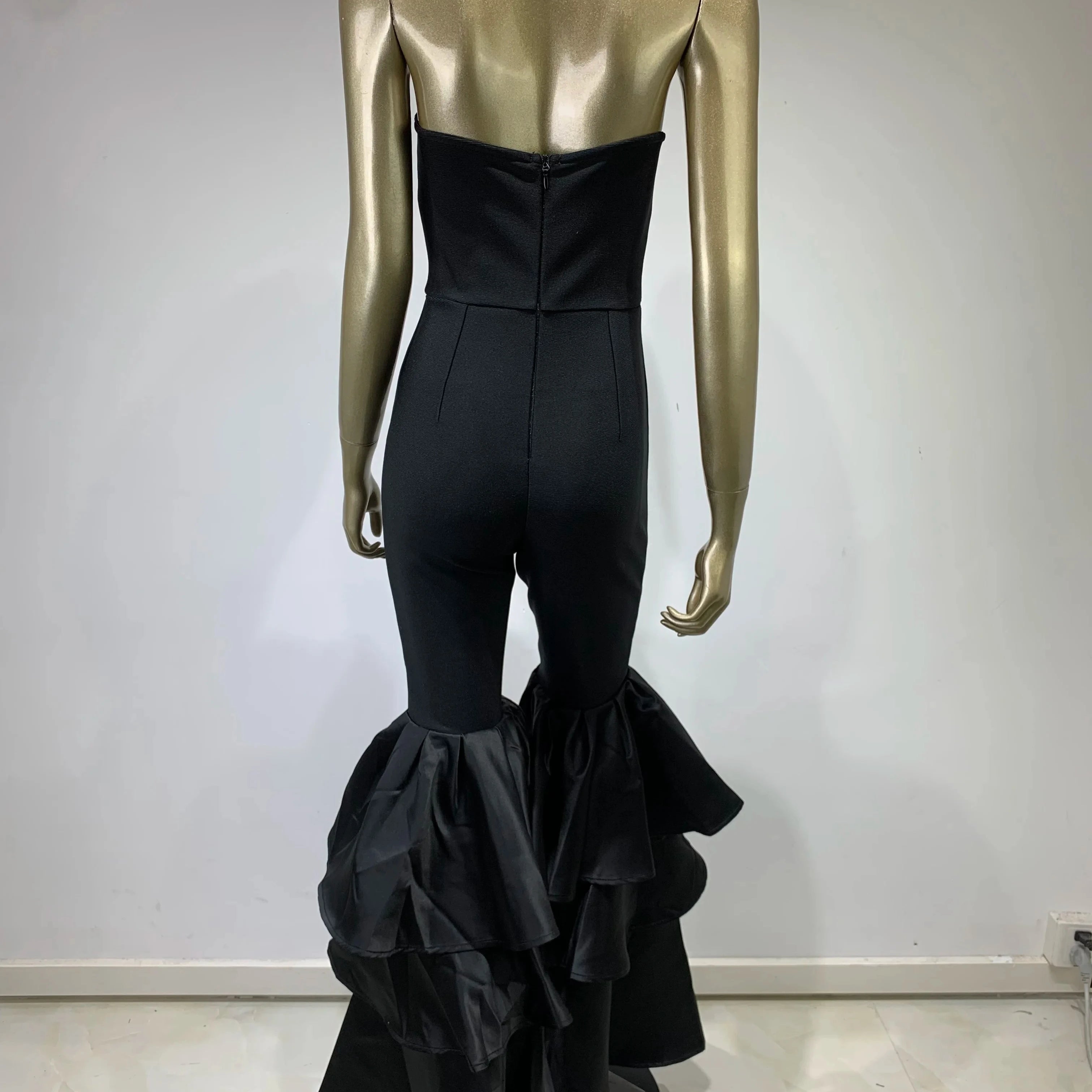 Chic Women Luxury Sexy Strapless Ruffles Bodycon Flare Black Bandage Jumpsuit 2023 Celebrity Designer High Street Rompers