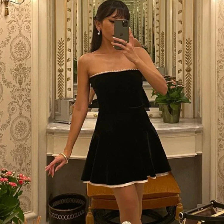 Black Strapless Christmas Dress Sexy A Line Vintage Velvet Party Dresses Mini Elegant and Beautiful Womens Dresses