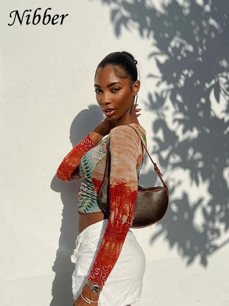 Autumn Art Print T-shirt Women's Wear Long-sleeved O-Neck Short Section Navel Slim Fit Top Female Street Comfort Clothing