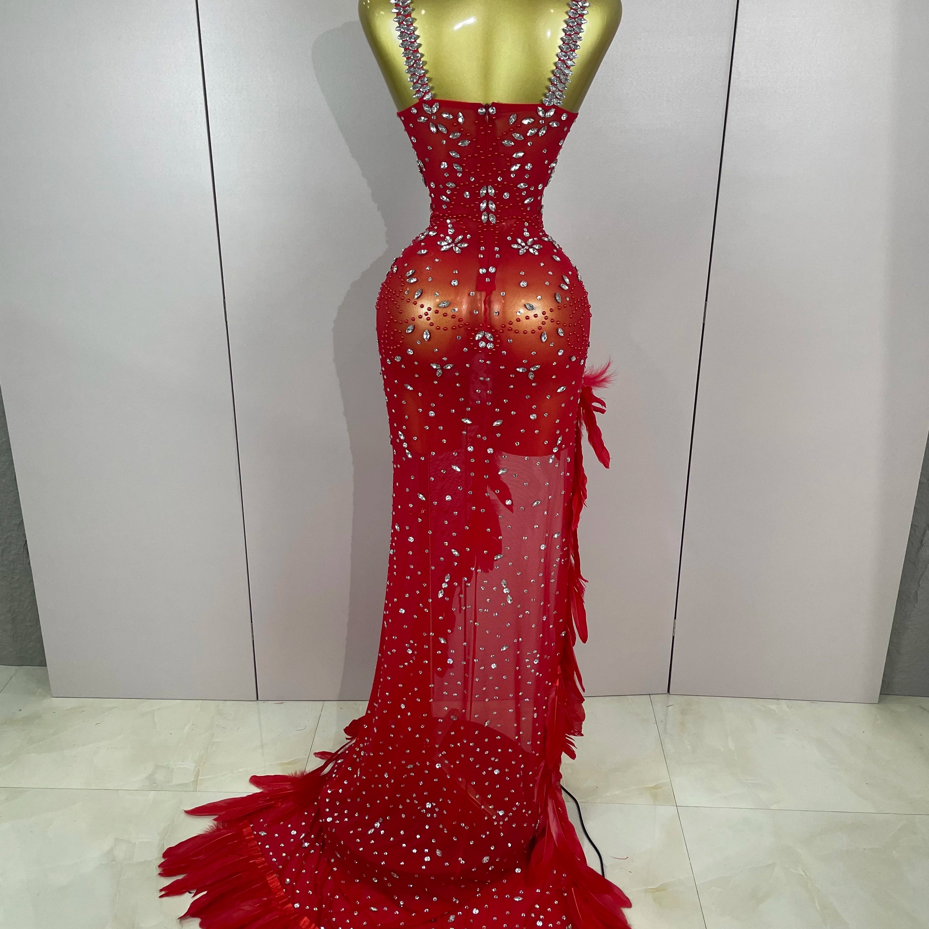 2025New Exquisite Feather Red Evening Dress Women Sparkle Rhinestones Sexy High Slit Birthday Celebrate Stage Photoshoot Costume