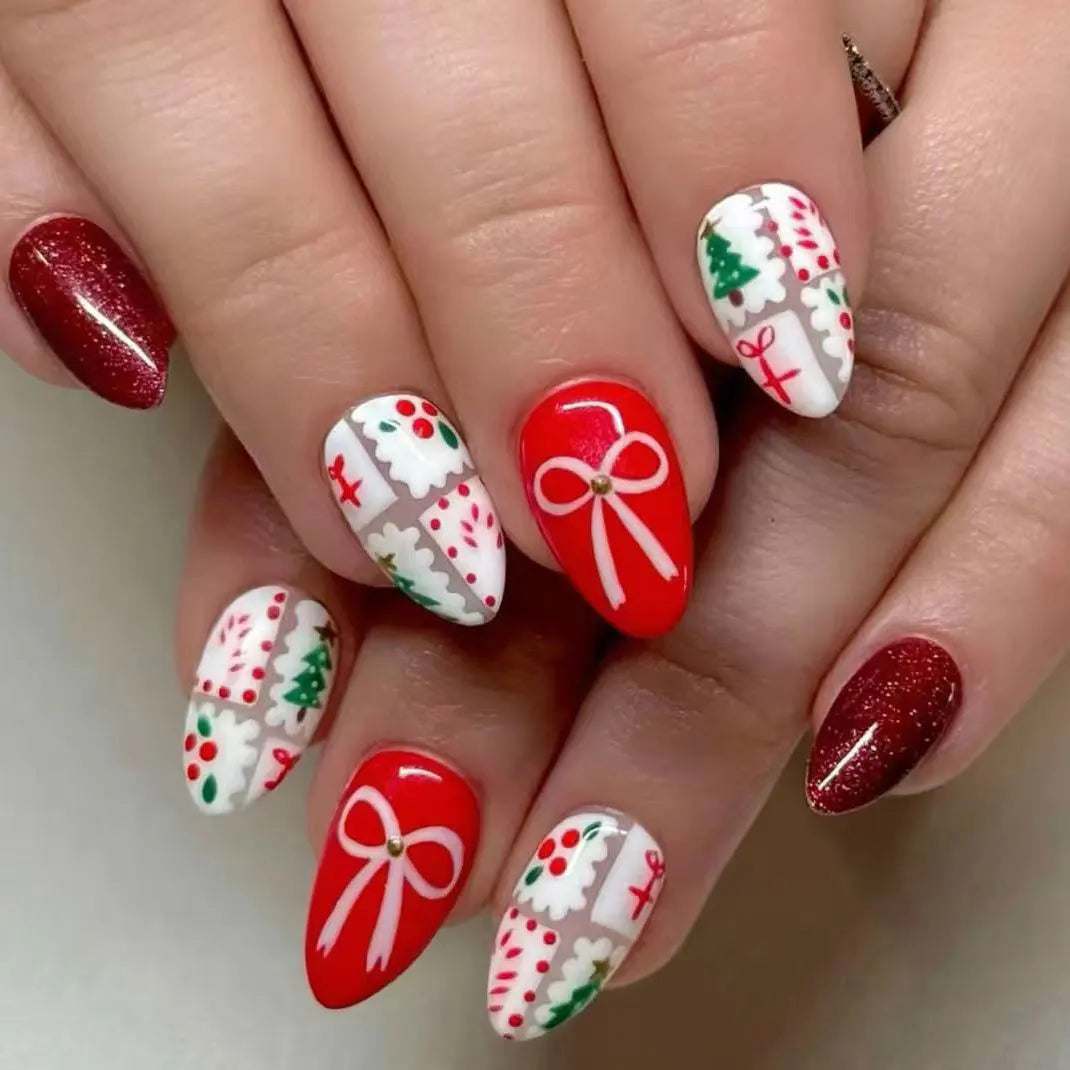 24Pcs Christmas Fake Nails for Women Girls Red/Green Short Round Head Press On Nails Bowknot/Xmas Tree Printed False Nails Art
