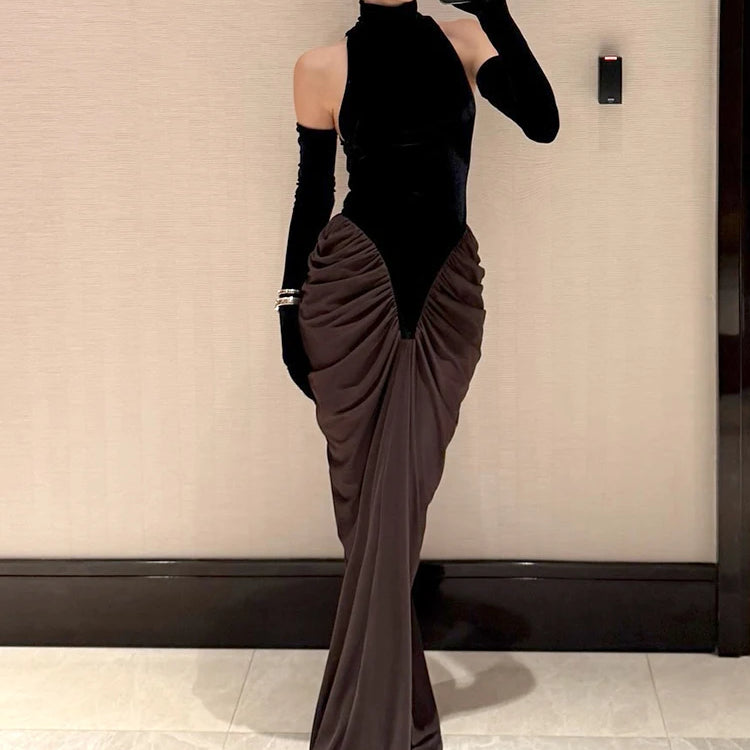 VC Glamorous Black and Brown Halter Gown with Velvet and Chiffon Combination for Luxury Galas Evening Gown