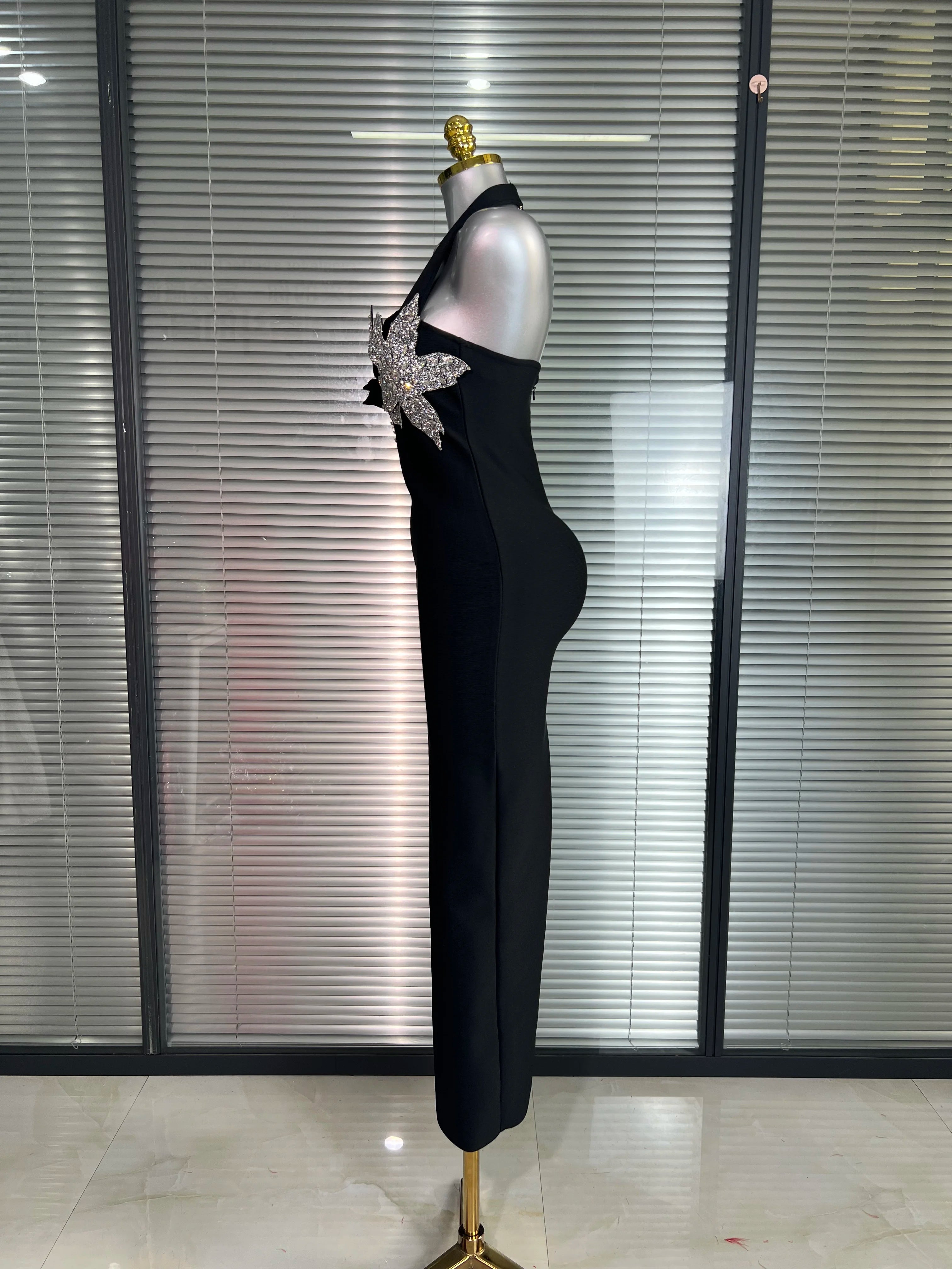 Brand New Summer 2025 Women Black Halter Bodycon Bandage Bodycon Dress Crystal Evening Party Dress Vestido