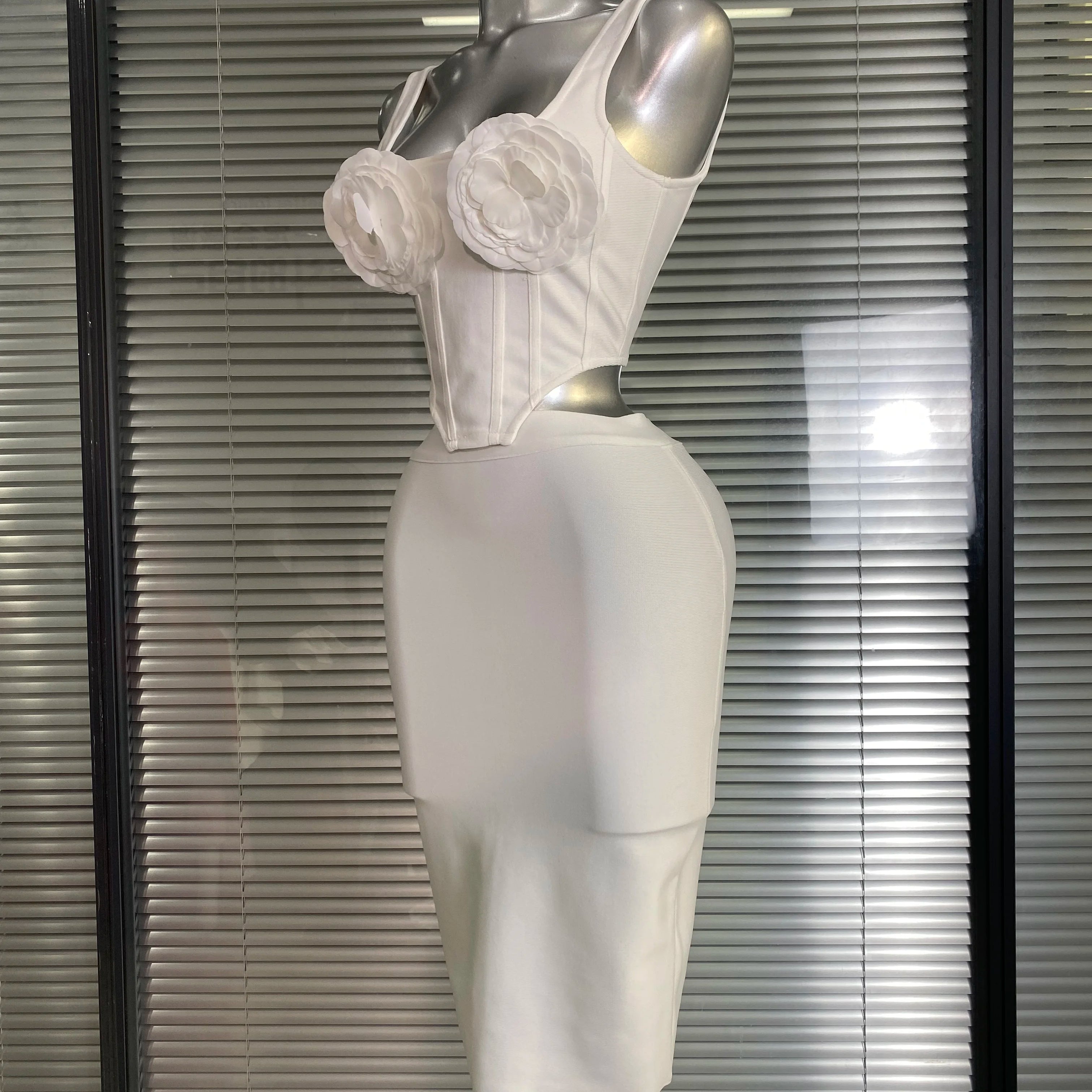 Summer New 2025 Women Sexy Flower White Black Mini Bandage Two Piece Set Celebrity Evening Party Skirt Suits