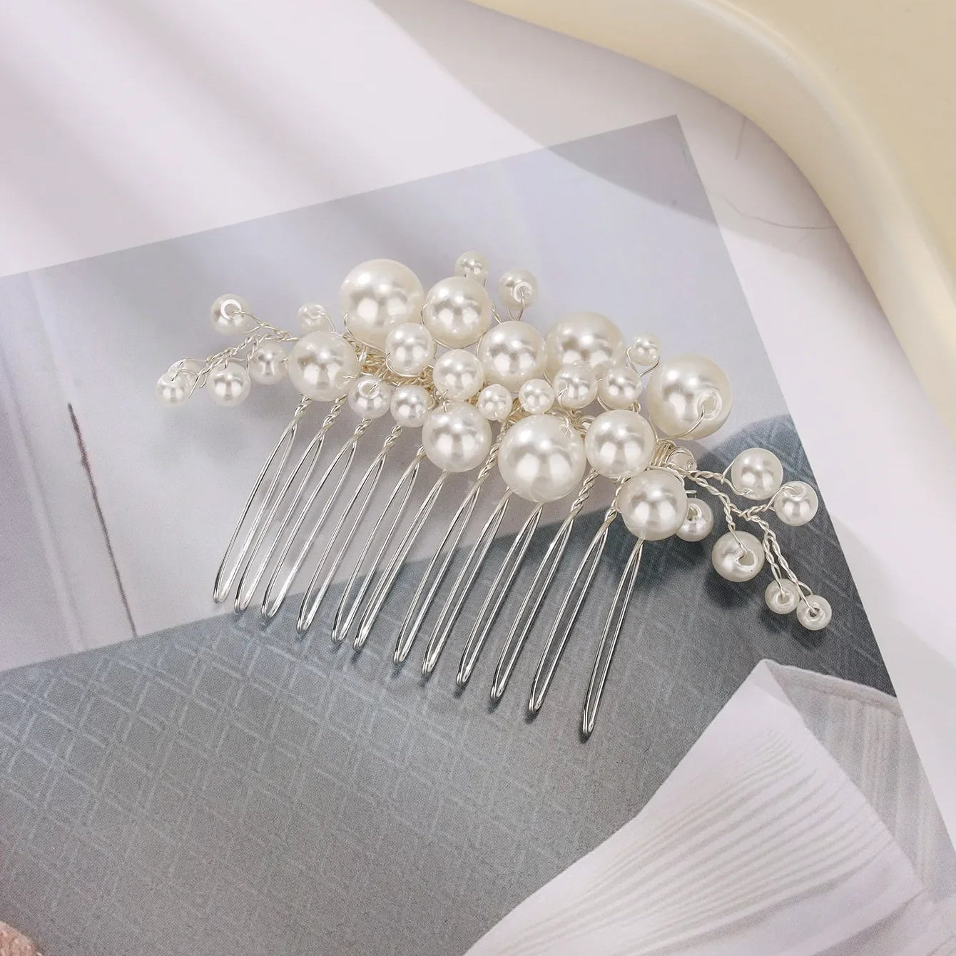 Elegant pearl wedding hair comb bridal side comb piece wedding hair ornament for women and girls Silver