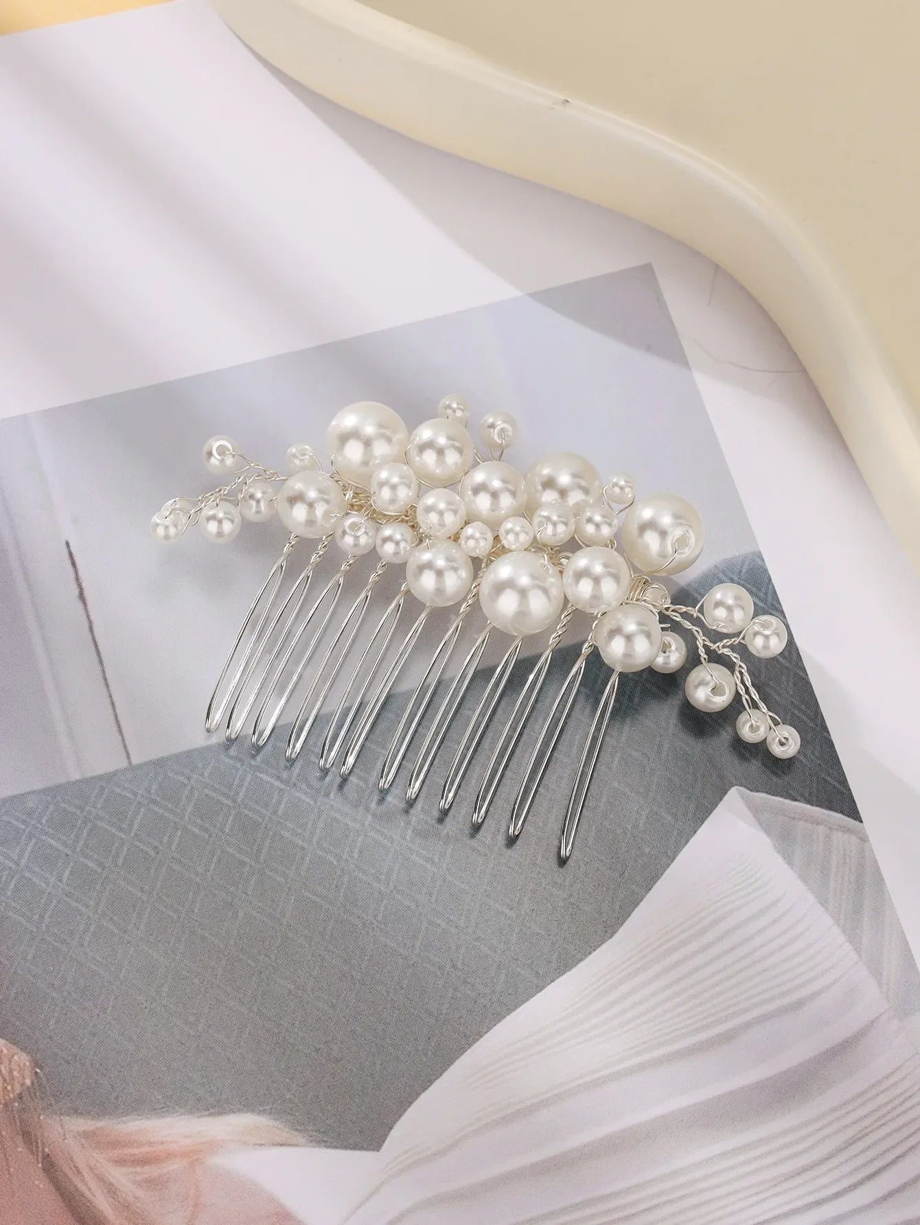 Elegant pearl wedding hair comb bridal side comb piece wedding hair ornament for women and girls Silver