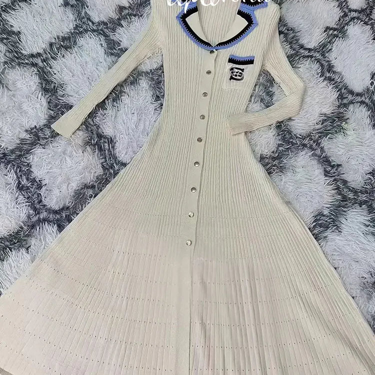 Elegant Women's Slim Fit Knitted Dress Fashionable Polo Neck Short Sleeve Single breasted Design Split Knitted Mid length Dress