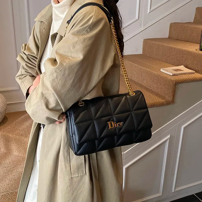 New Women's Chain Shoulder Bag Luxury Leather Fashion Crossbody Bag Designer Handbag With Adjustable Strap