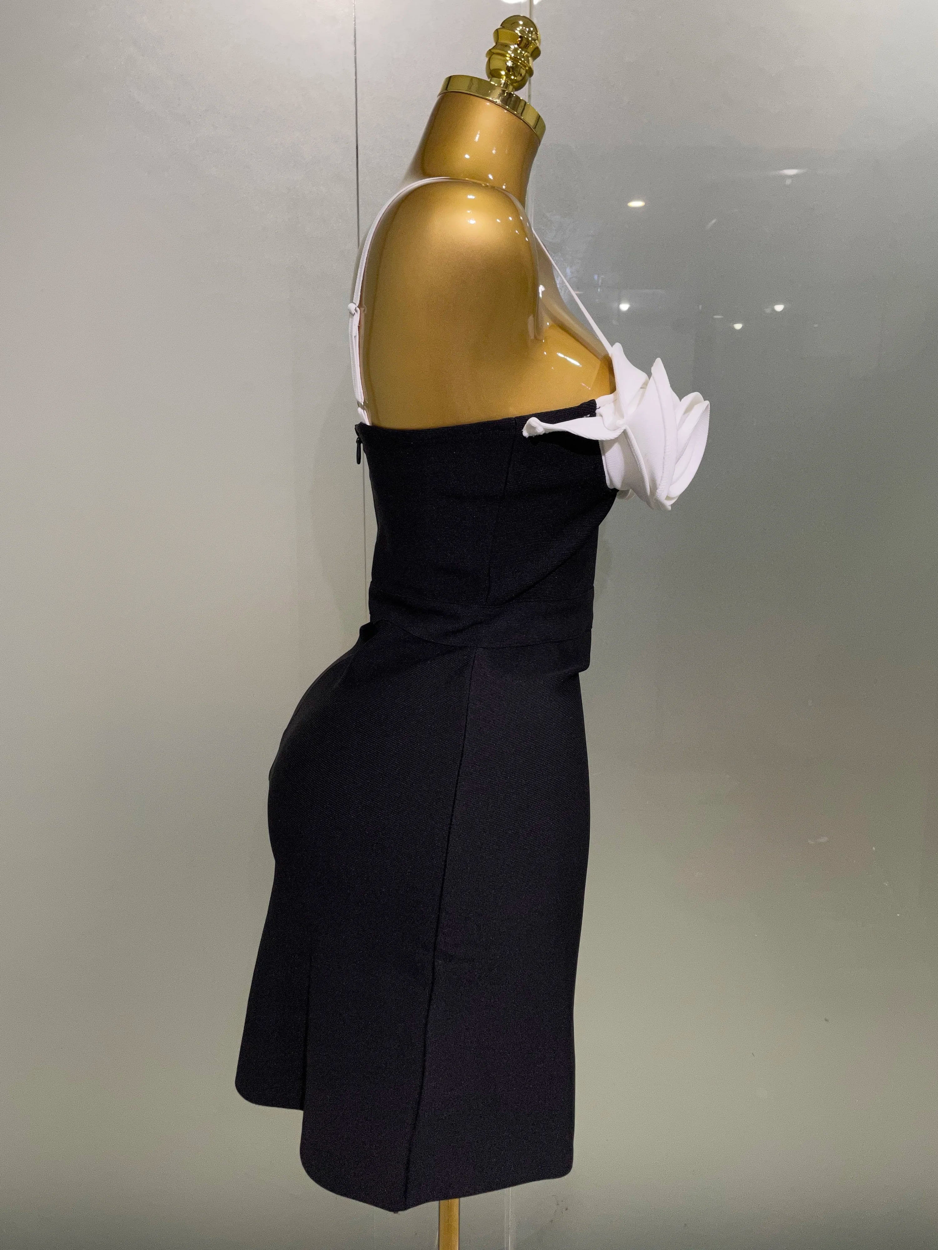 Women 2025 New Celebrity Sexy Sleeveless 3D Flower Patchwork Mini Bodycon Bandage Short Dress Elegant Evening Club Party Dress