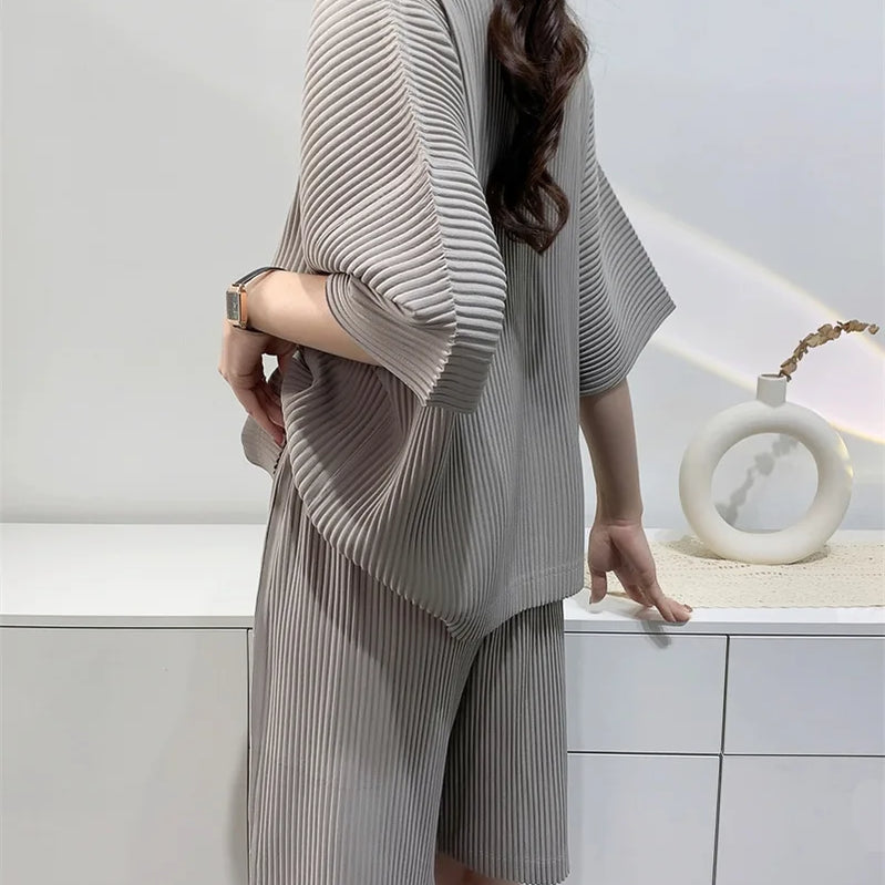 Miyake Pleated Spring Summer Loose Casual Wide-leg Five-quarter Pants High-waisted Versatile Straight Pleated Pants Women