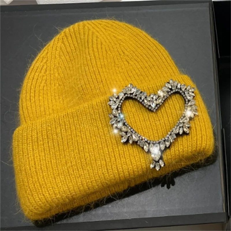 Luxury Rhinestones Heart Pattern Knitted Hats for Women Winter Warm Beanie Knit Bonnet Outdoor Wool Skullies Skiing Cap Turmeric