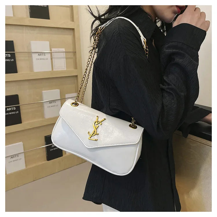 2025New Arrival Mini Envelope Bag Women's Vintage Chain Underarm Bag Stylish Texture Convertible Shoulder/Crossbody,Light Luxury