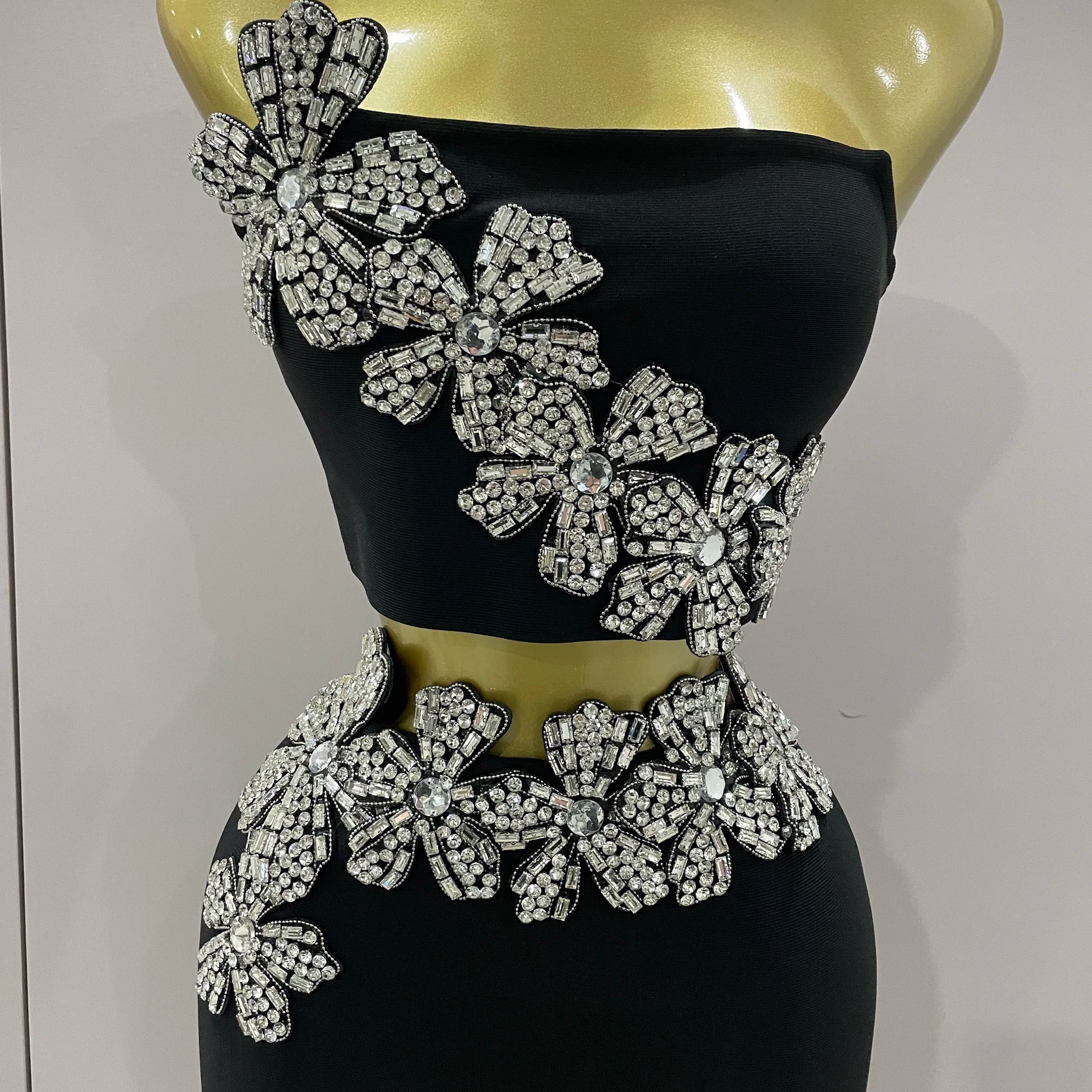 Sexy Strapless Flower Diamonds Black Maxi Long Bandage Two Piece Set 2025 Women Knitted Elegant Evening Club Party Prom Gowns