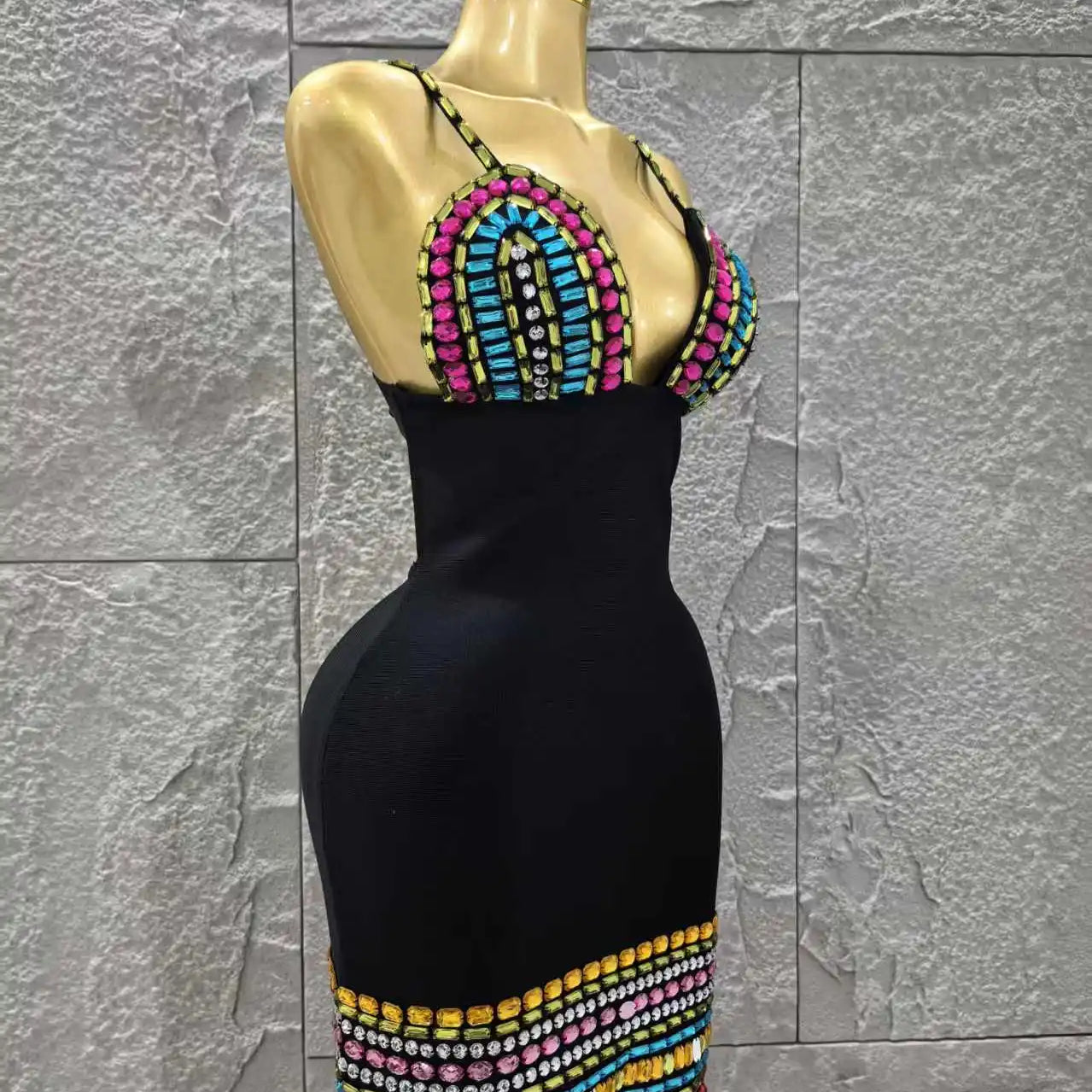 Women Sleeveless Sexy V-Neck Shinning Crystal Bodycon Mini Bandage Dress Celebrate Nightclub Party Outfit Vestido