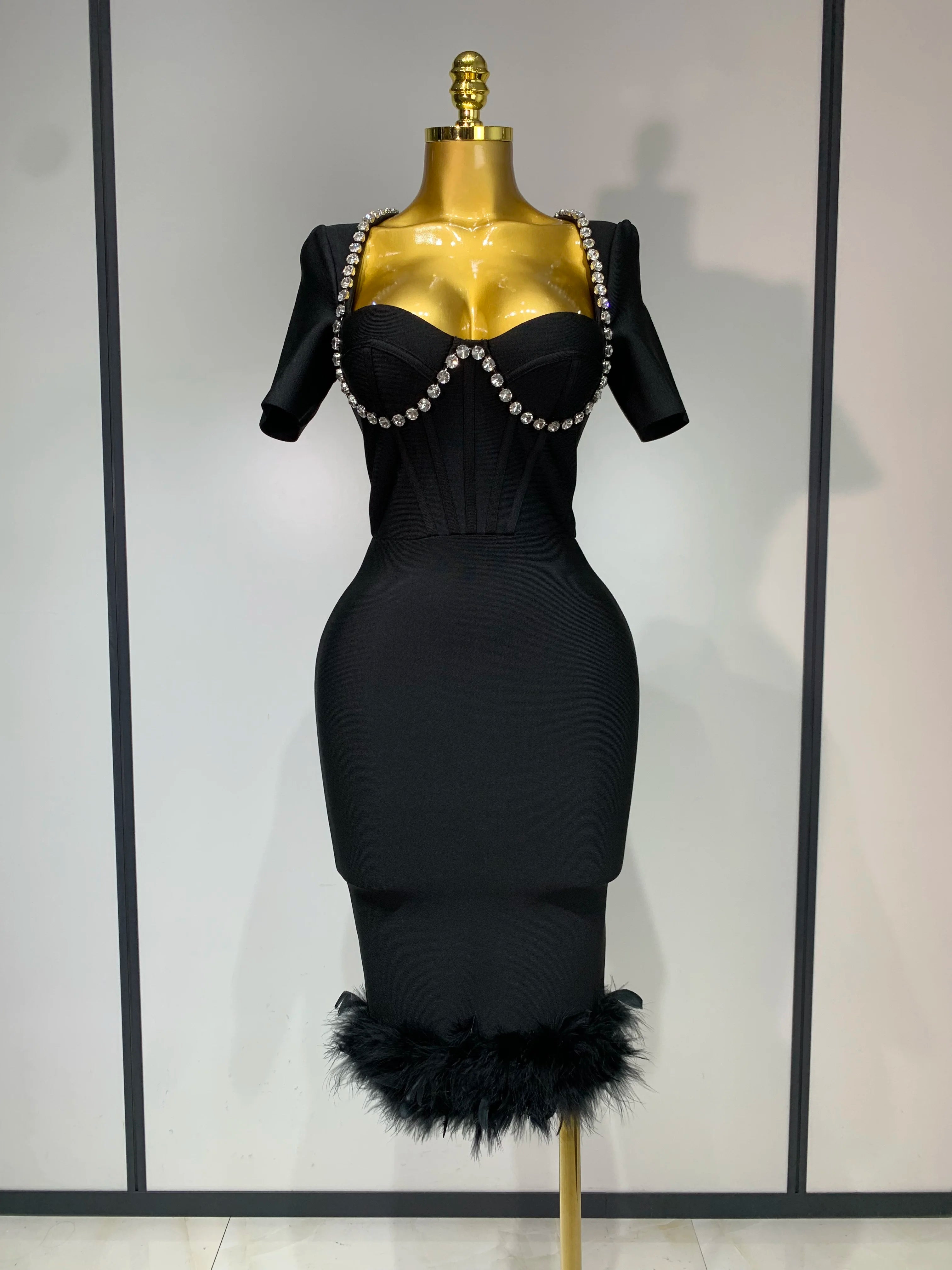 Vestido feminino sexy de luxo com strass, manga curta, justo, festa 2025, comemoração de aniversário, bandagem preta, vestido de baile para clube
