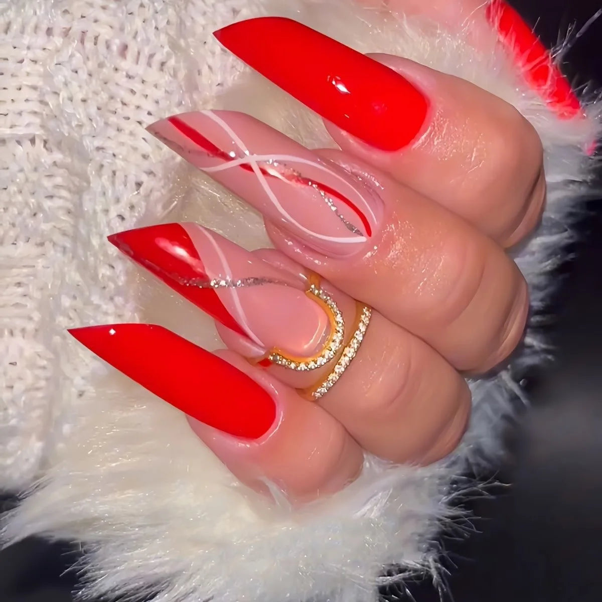 24Pcs Mid-length Lipstick Type Fake Nails Black Gold Stripes Press on Nail Long French Manicure Wearable Acrylic Nails Tips Art