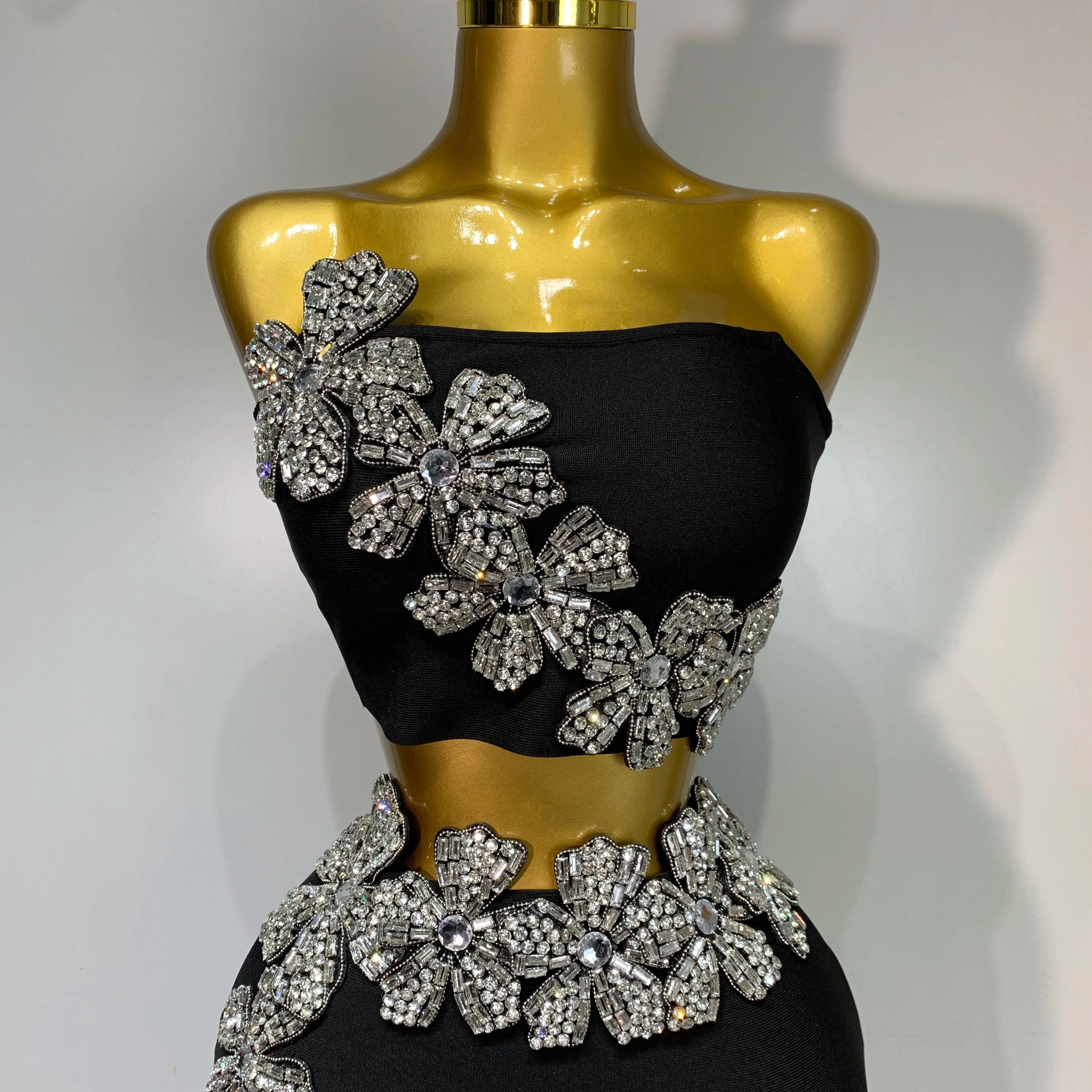 Women Sexy Strapless Flower Diamonds Black Maxi Long Bandage Two Piece Set 2025 Knitted Elegant Evening Club Party Prom Gowns