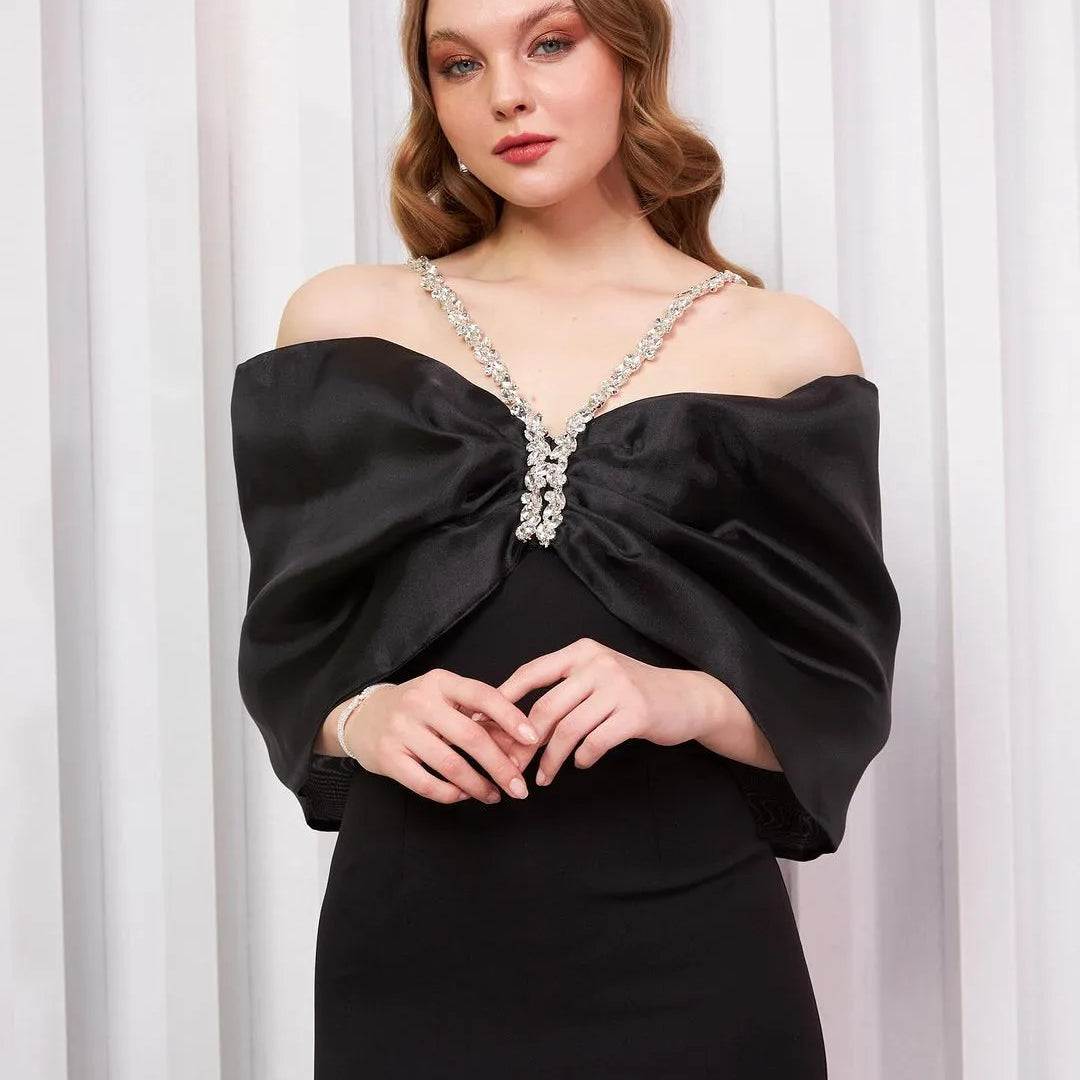 White Black Color Women Sexy Off the Shoulder Beading Halter Bodycon Long Bandage Dress Celebrate Evening Party Dress Wholesale