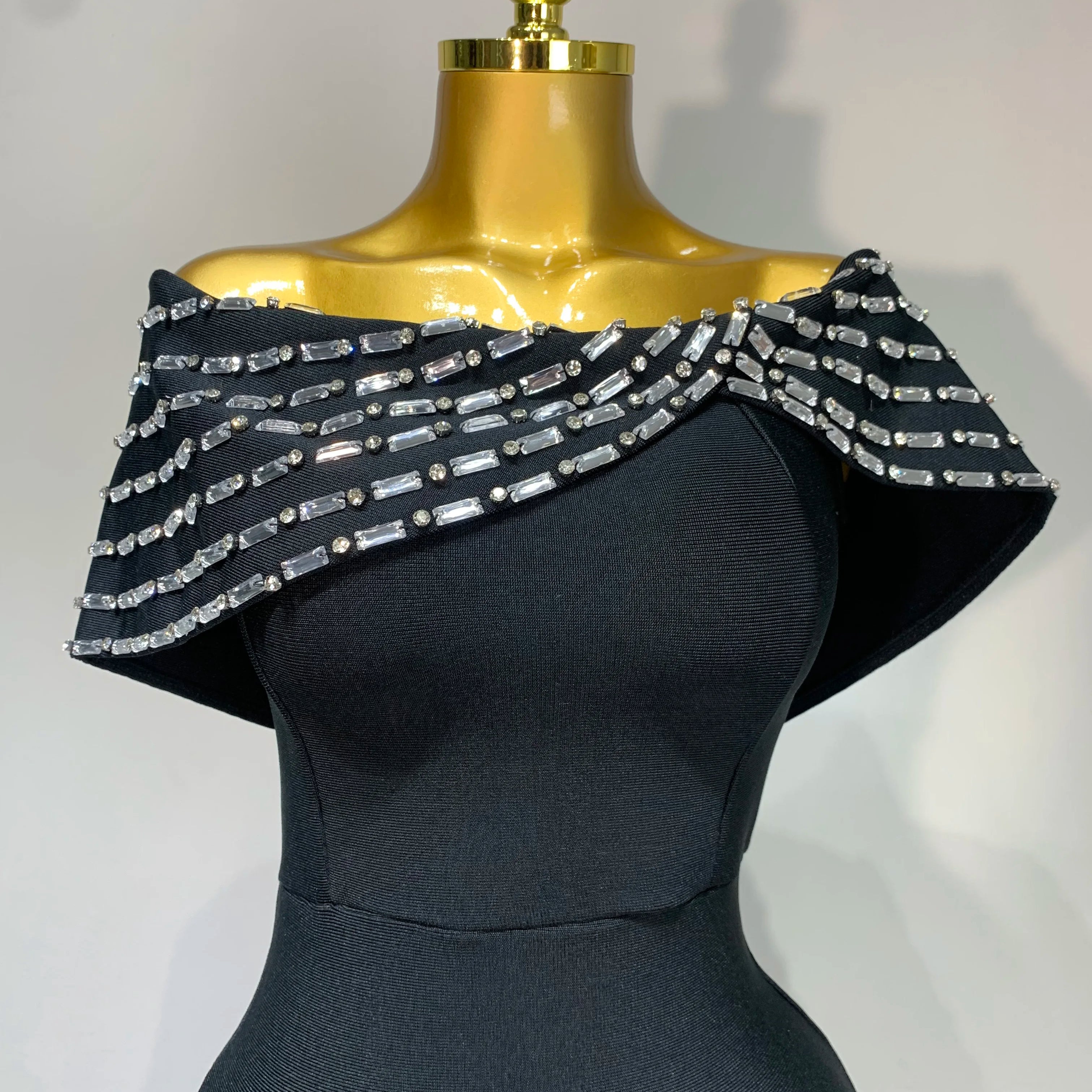 Fashion Sexy Strapless 2025 Black Off-shoulder Bodycon Bandade Dress Celebrity Cocktail Party  Luxury Birthday Wedding Dresses