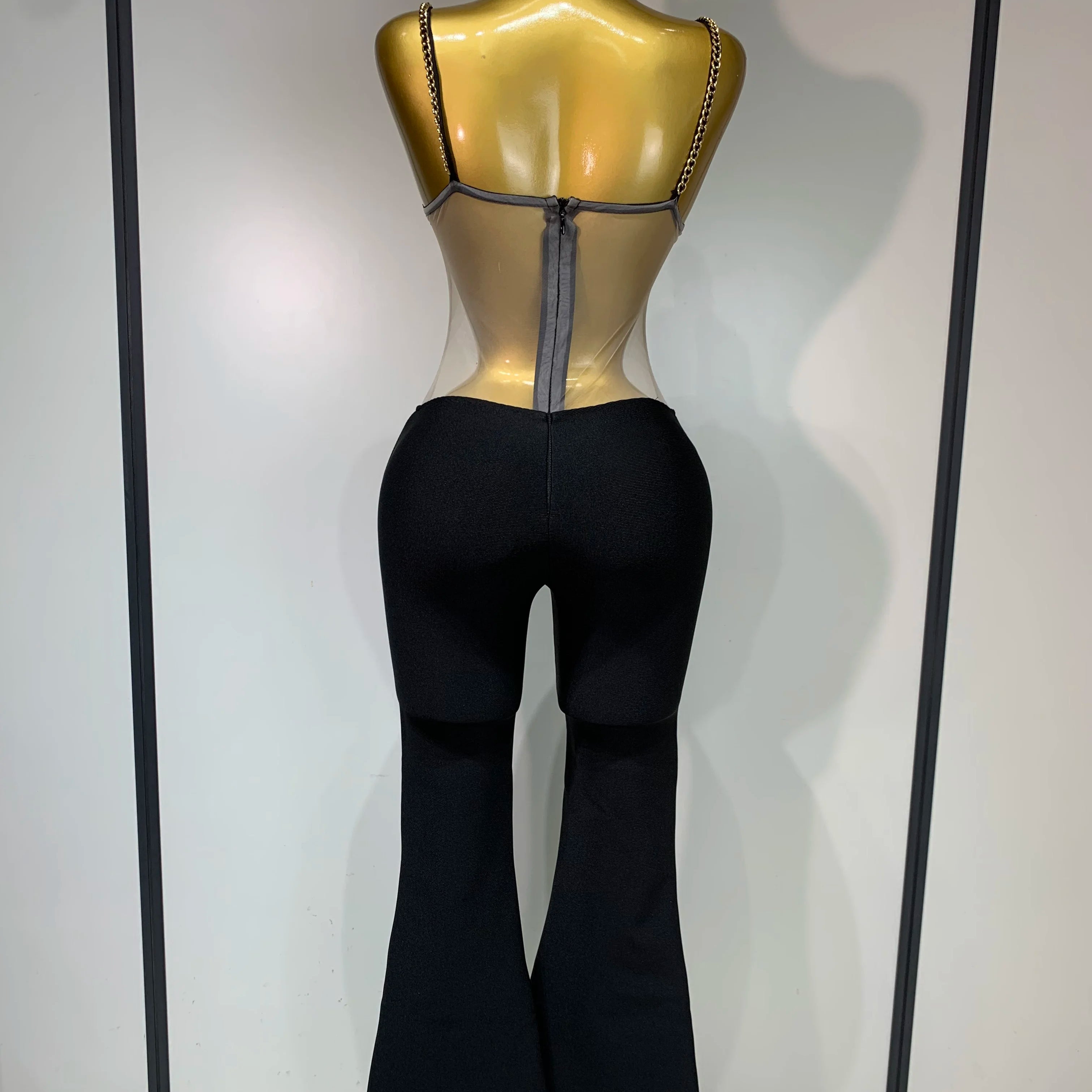 Macacão feminino luxuoso, sexy, sem mangas, de malha, preto, justo, bandagem, moda 2025, festa, celebridade, designer, high street