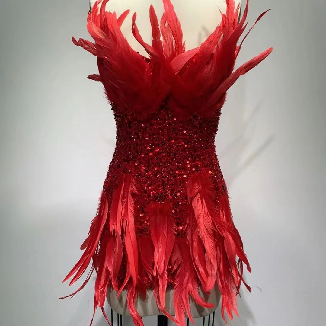 Luxurious Spring Red Color Women Strapless Feathers Bodycon Mini Dress Celebrate Birthday Cocktail Party Dress