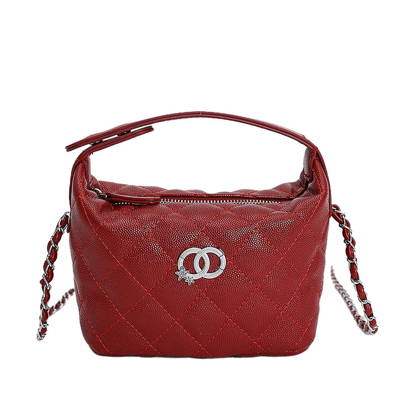 Stylish Ladies Shoulder Bag In Genuine Leather - Popular Tote Look With Zipper By Designer Brand