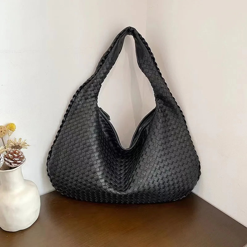 Woven Bag French High-end Women's Atmospheric Versatile One Shoulder Underarm Bag Niche Texture Portable Commuting Bag 1