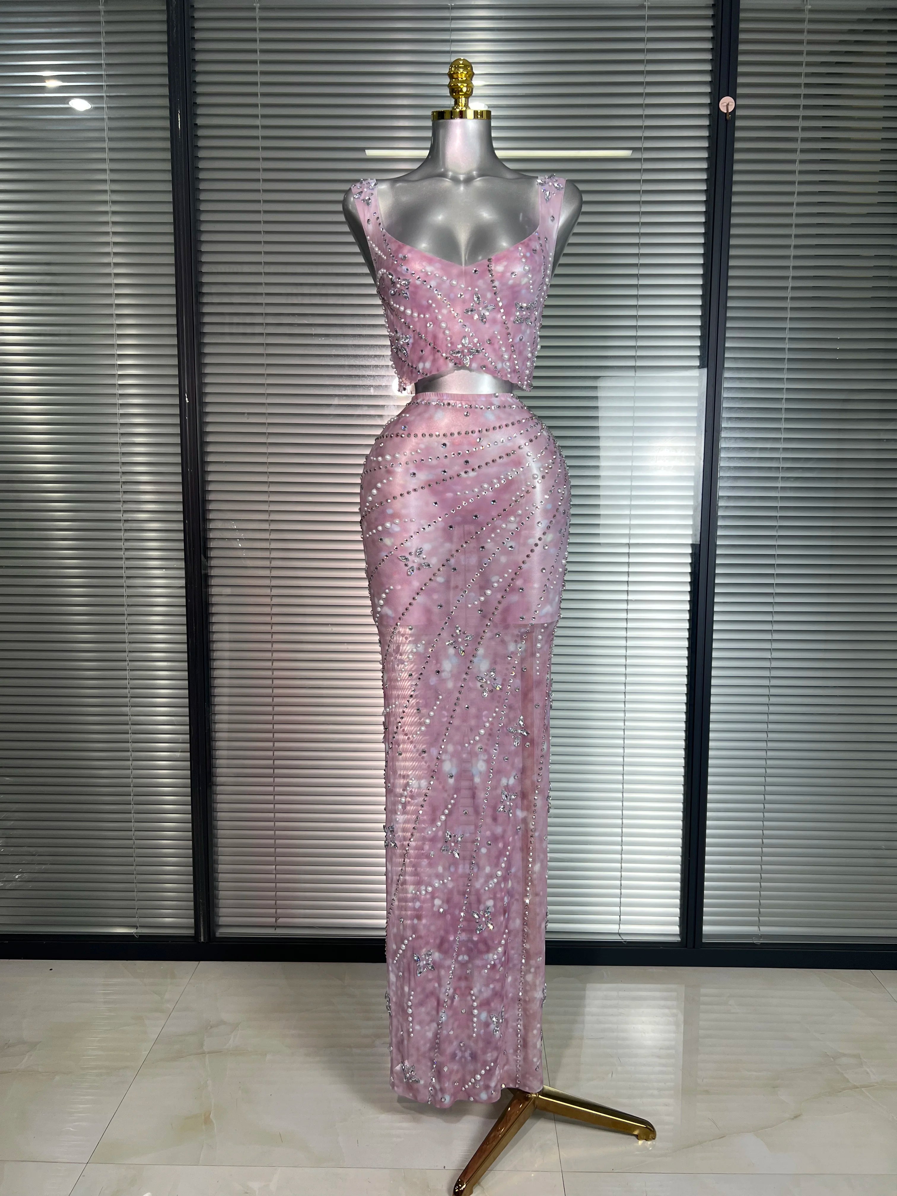 New Sexy Pink Two Pieces Set Women Celebrity Crystal Night Club Skirt Suits Singer Dancer Stretched Printed Stage Costume