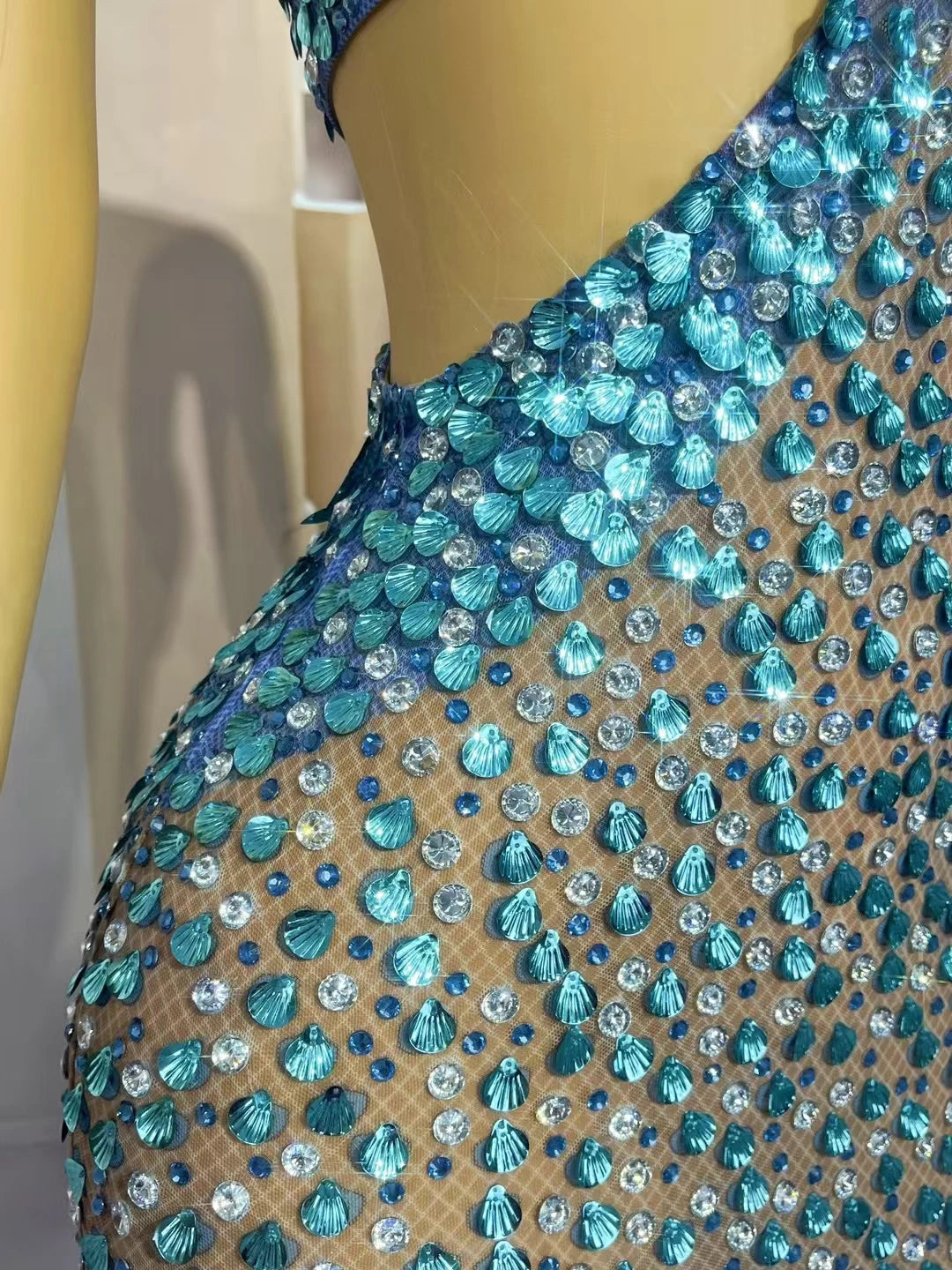 New Mermaid Blue Maxi Dress Shell Sequins Rhinestone Evening Gown for Women Luxury Ball Dress Deep V Neck Mesh Dress Beiduofen