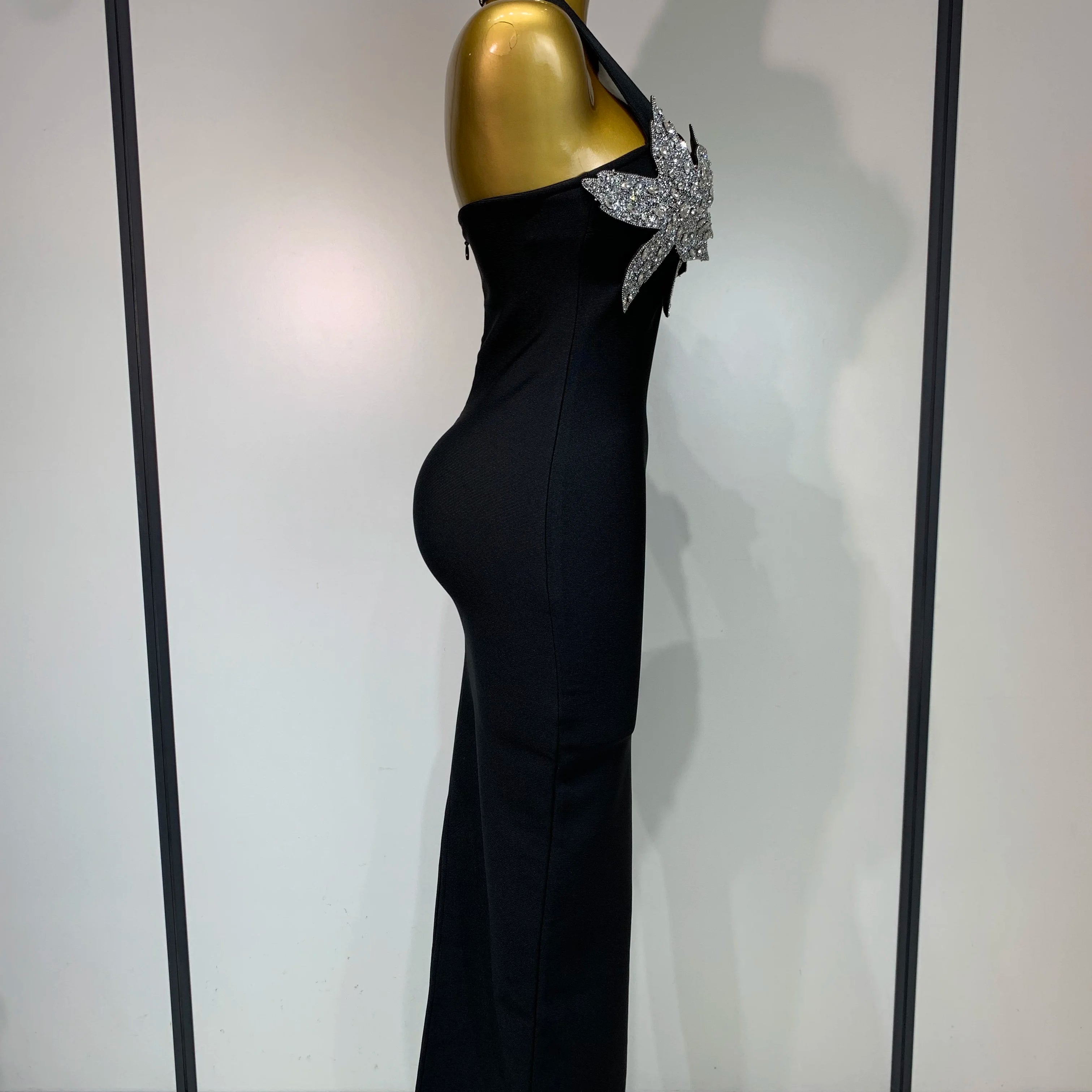 Women Sexy Sleeveless Halter Backless Shiny Diamond Flower Bodycon Bandage Dress Celebirty Elegant Evening Party Birthday Dress