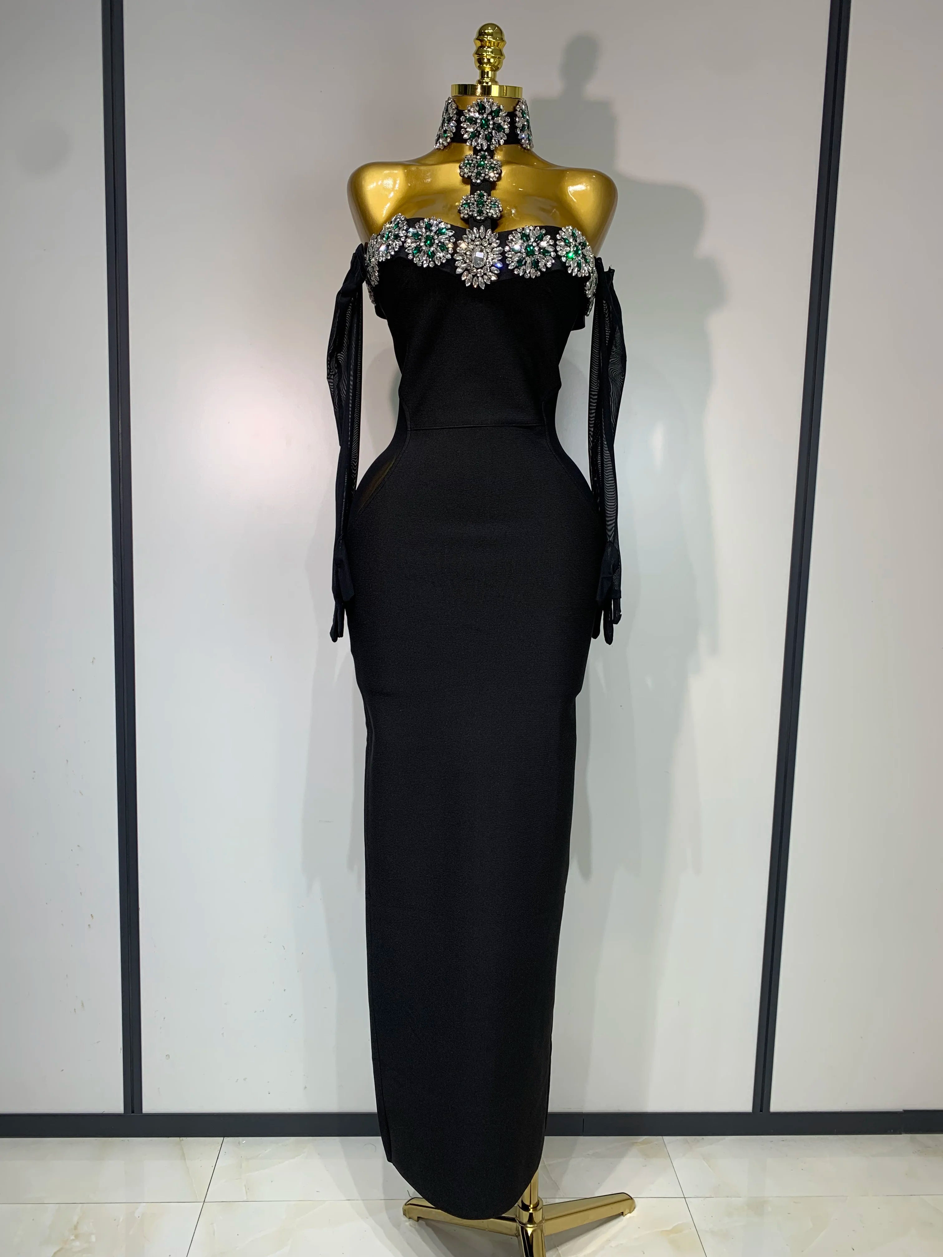 Women Celebrity Sexy Diamonds Crystal Off Shoulder Maxi Long Bodycon Bandage Dress 2025 Elegant Evening Club Party Luxury Dress