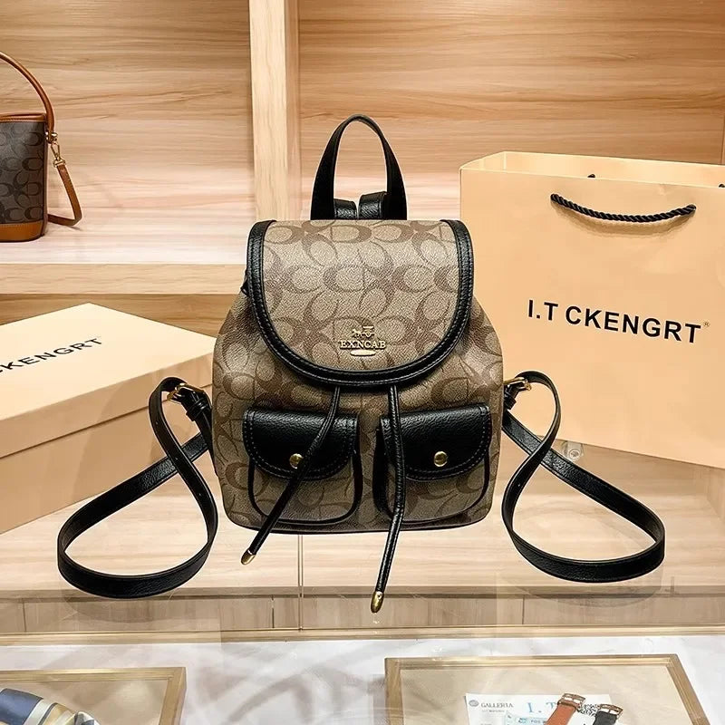 Luxury Fashion Brand Classic Pop Flip Drawstring Backpack with High-quality Vintage Contrast Color Casual Versatile Backpack Khaki