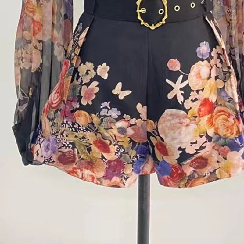 Shot Spot Australia Positioning Printing Top Three-Dimensional Flower Lace-up Top + Wide Leg Shorts Suit Women