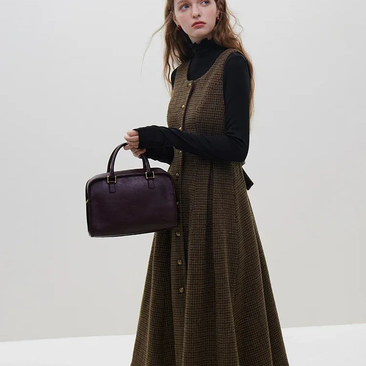 French Retro Plaid Inner Dress for Women Autumn and Winter Pure Woolen Elegant Style Vest Dress Female
