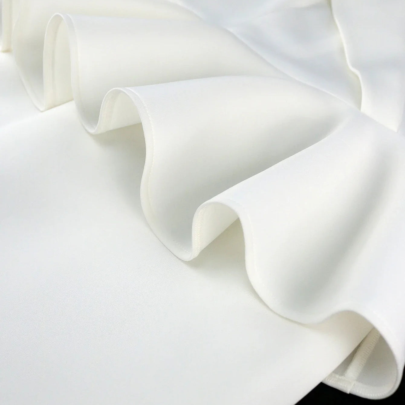 White Party Dress Plus Size For Women Peplum Ruffles Hem Bodycon Elegant Off Shoulder Gowns Wedding Birthday Evening Event Gowns