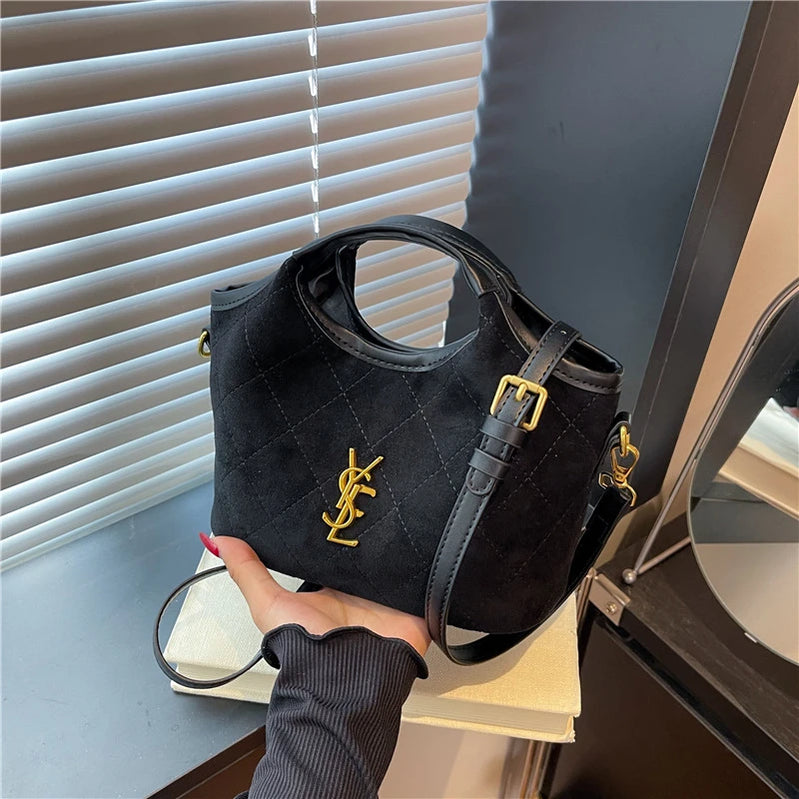 Parisian style design women's zipper shoulder bag elegant chain strap crossbody bag fashionable high-quality handbag