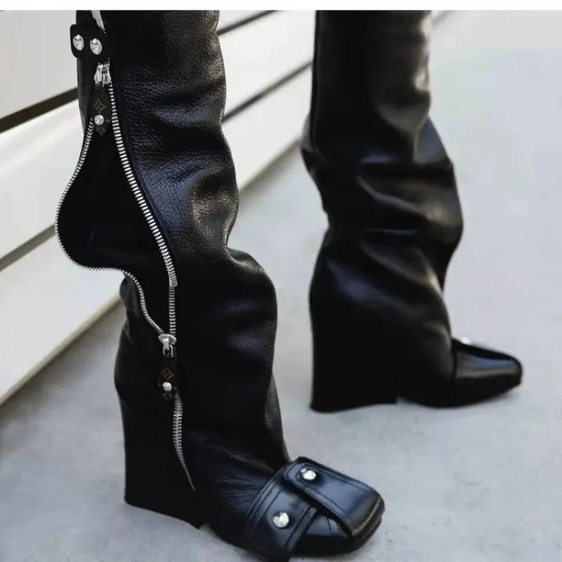 Brand Women's Boots Autumn and Winter Fashion Color Contrast Rivet Side Zipper High Heel Fashion Stage Show Party Boots