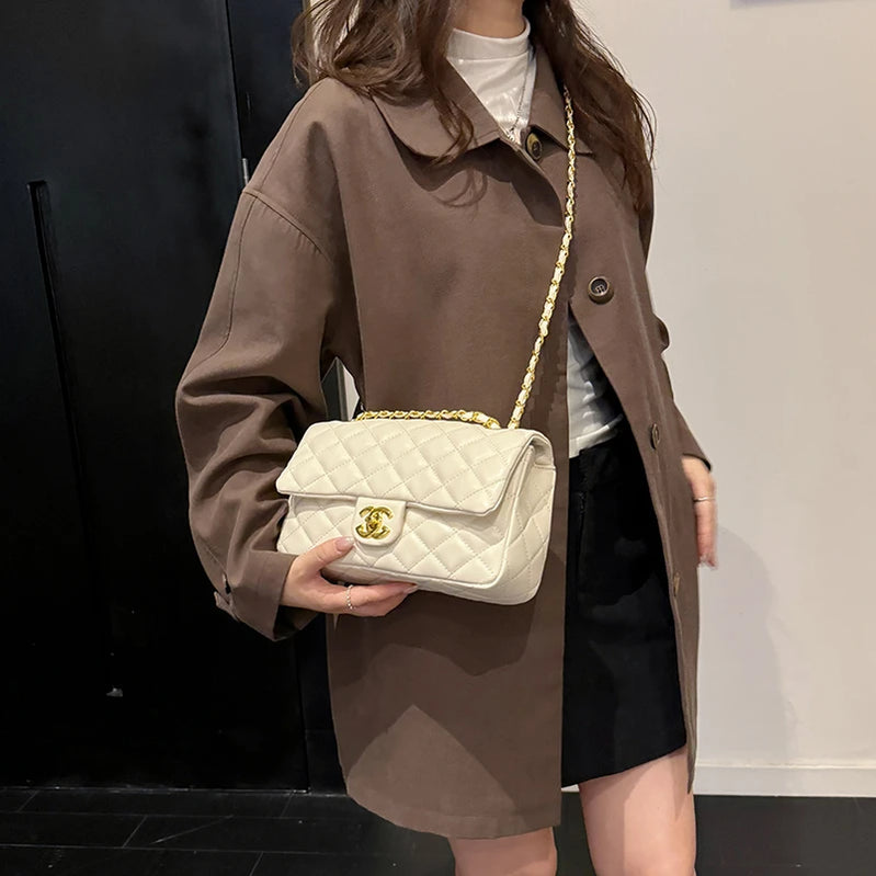 Luxury design chain strap crossbody bag, handheld small square bag, fashionable zipper wallet, women's shoulder bag