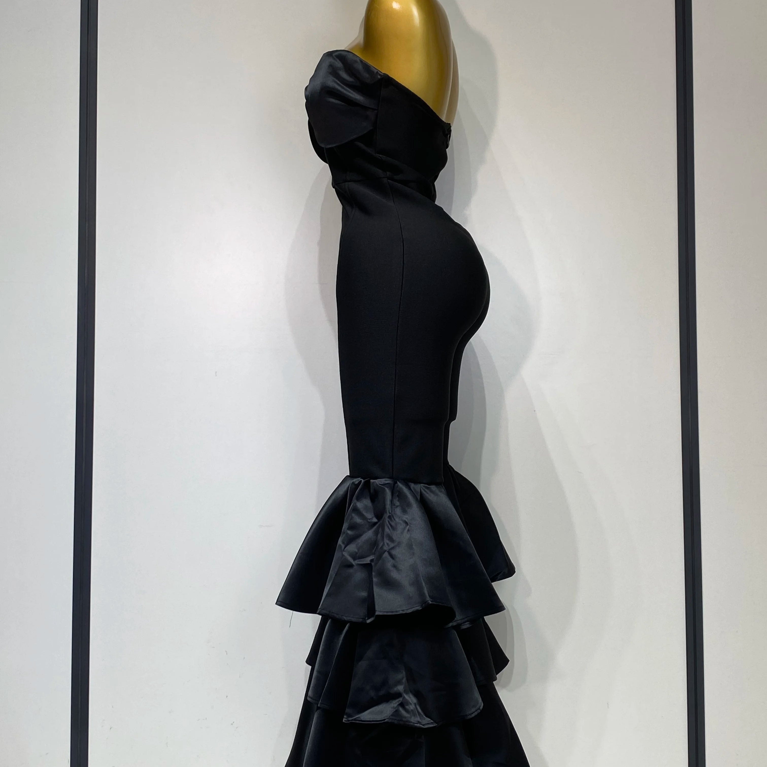 Women Luxury Birthday Sexy Strapless Ruffles Bodycon Flare Black Bandage Jumpsuit 2025 Celebrity Designer High Street Rompers