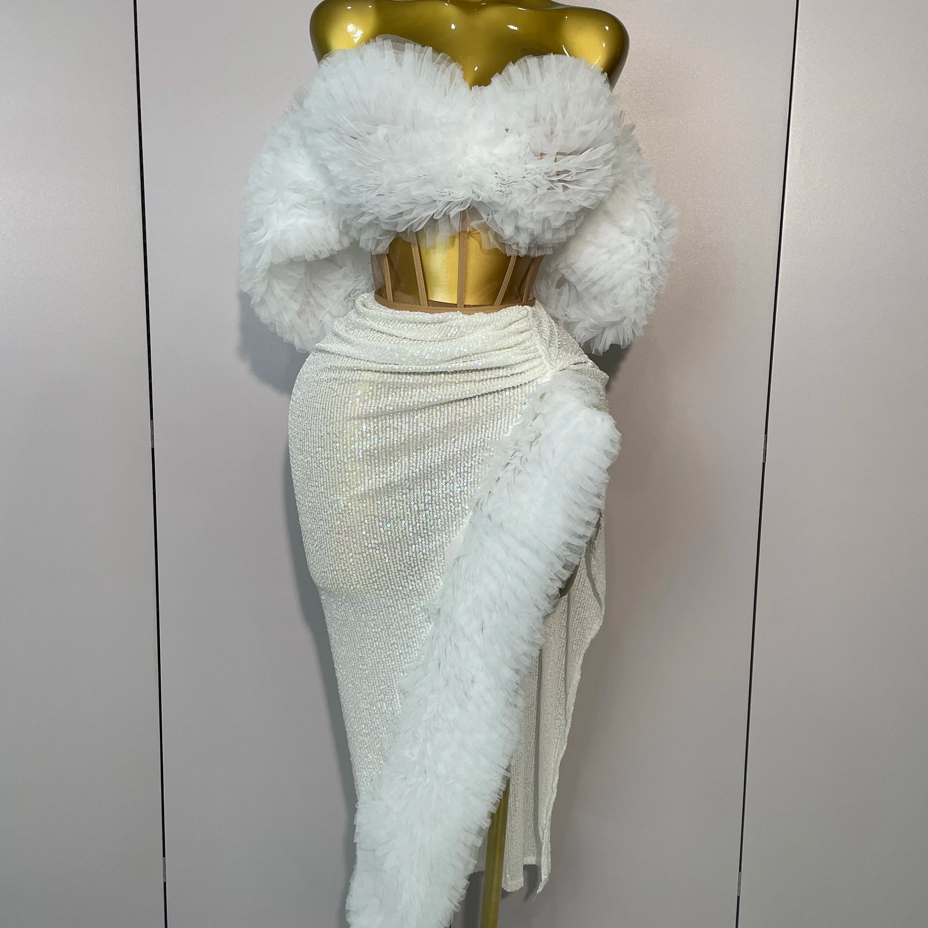 2025 Women White Sequins Top Short Skirt Two Pieces Set Sexy Celebrate Evening Prom Birthday Dress Nightclub Stage Outfit
