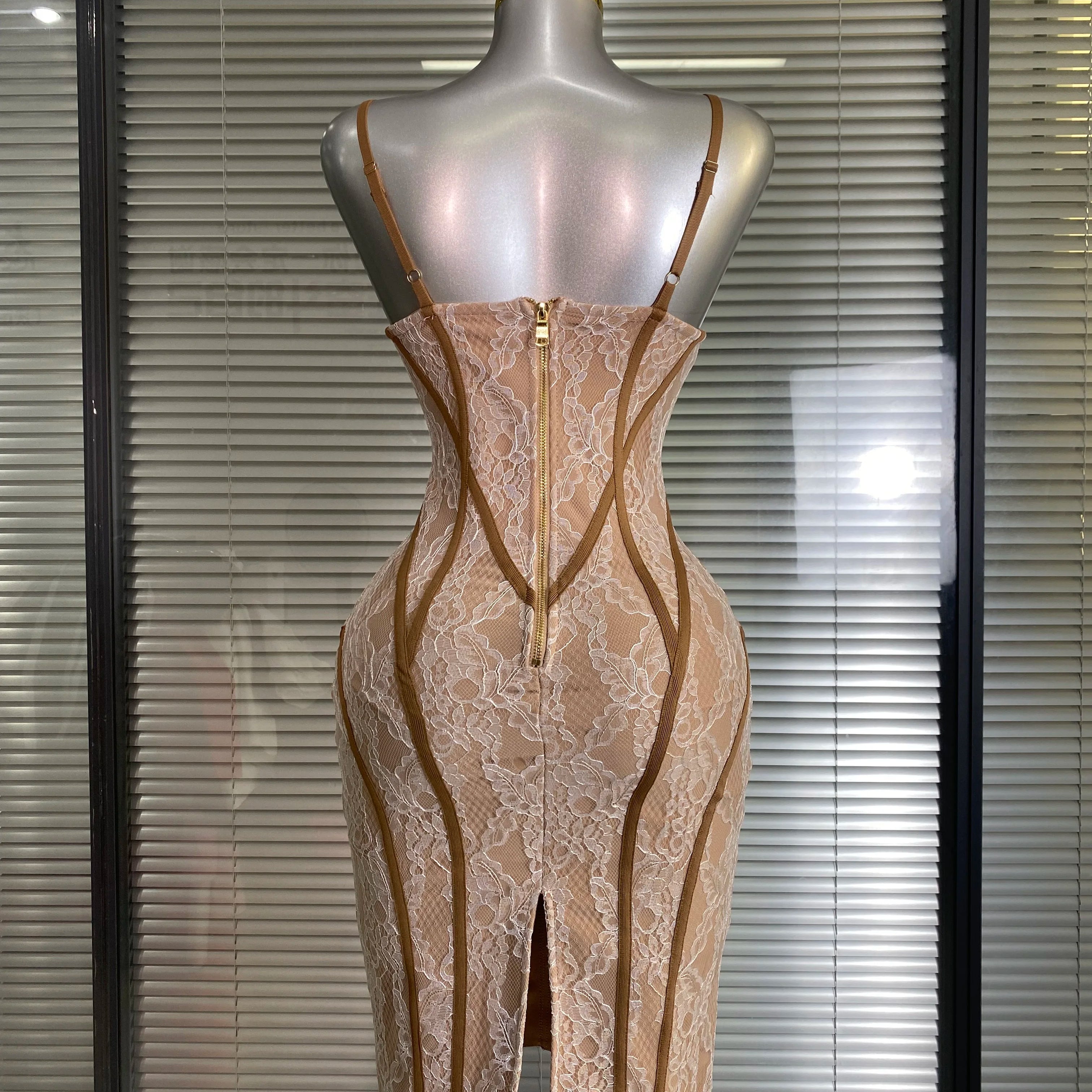 Vestido New INS Sexy Women Lace Midi Bandage Dress Celebrity Elegant High Street Knitted Bodycon Party Dress