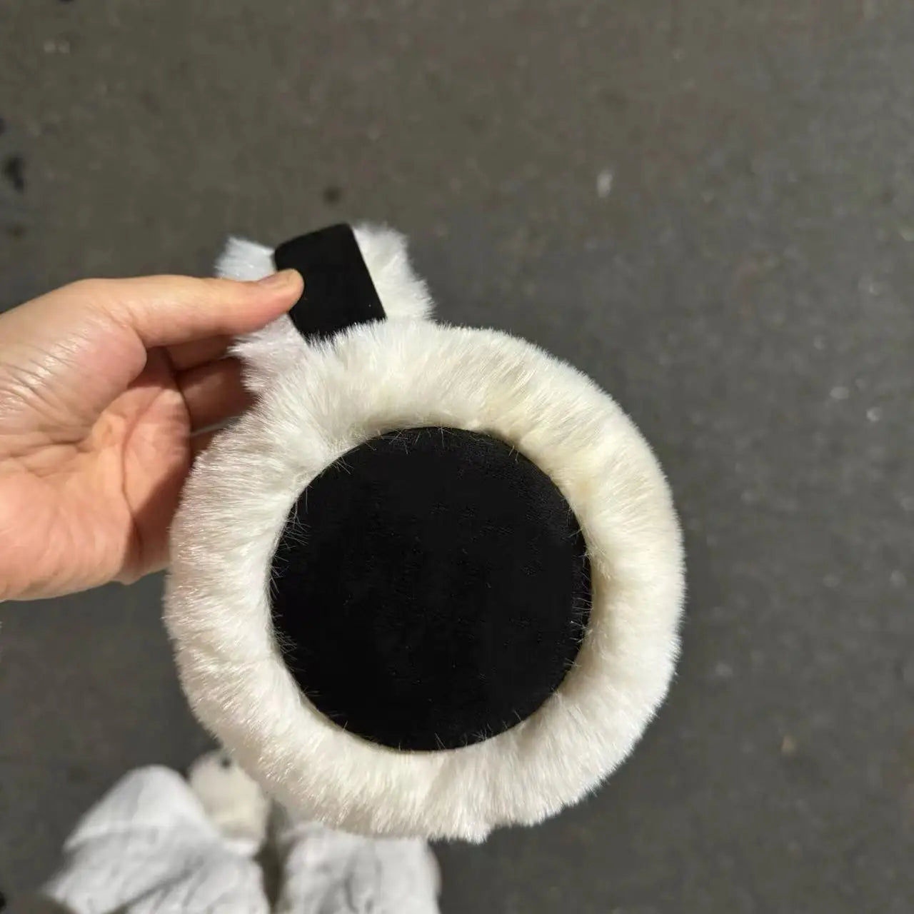 Plush Ear Muffs Warmer Foldable Ear Cover for Women Men Winter Warm Earflaps Outdoor Cold Protection Ear-Muffs Ear Cover Fashion D-3