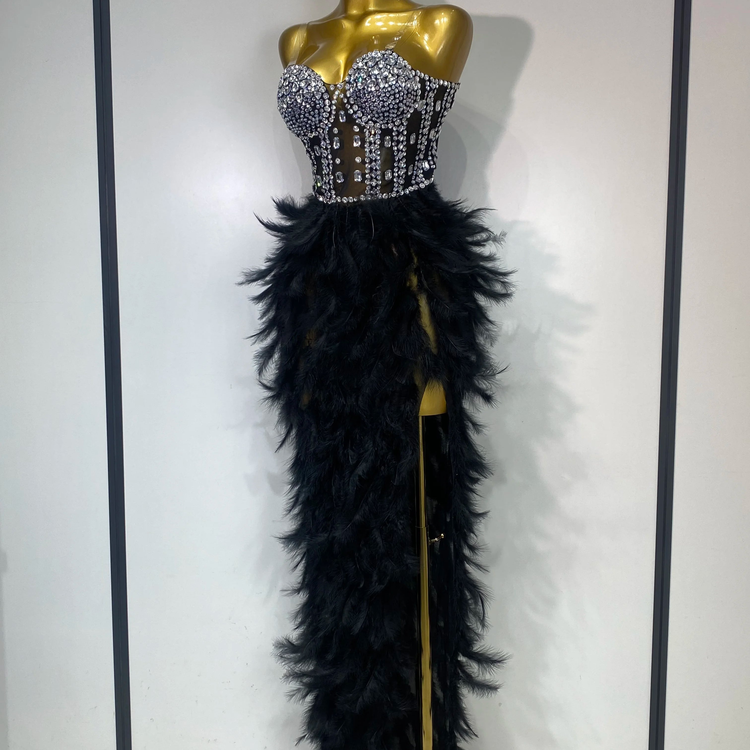 Luxury Birthday Evening Party Long Dress Women Sexy High Slit Backless Gowns Diamonds Feather Patchwork Stage Perform Costume