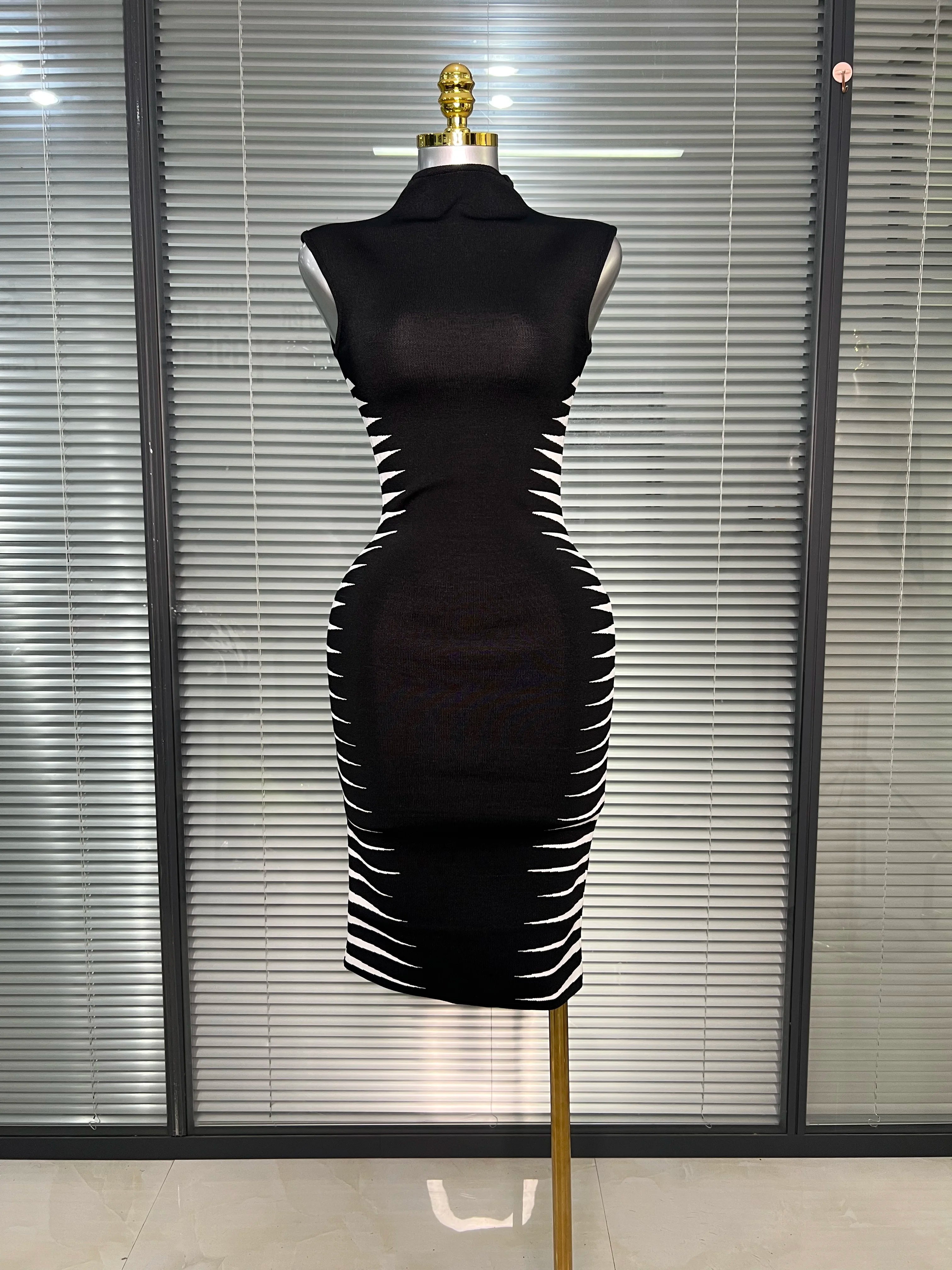 Women Sexy Black Jacquard Tank Midi Bodycon Bandage Dress High Street Elegant Celebrity Party Dress