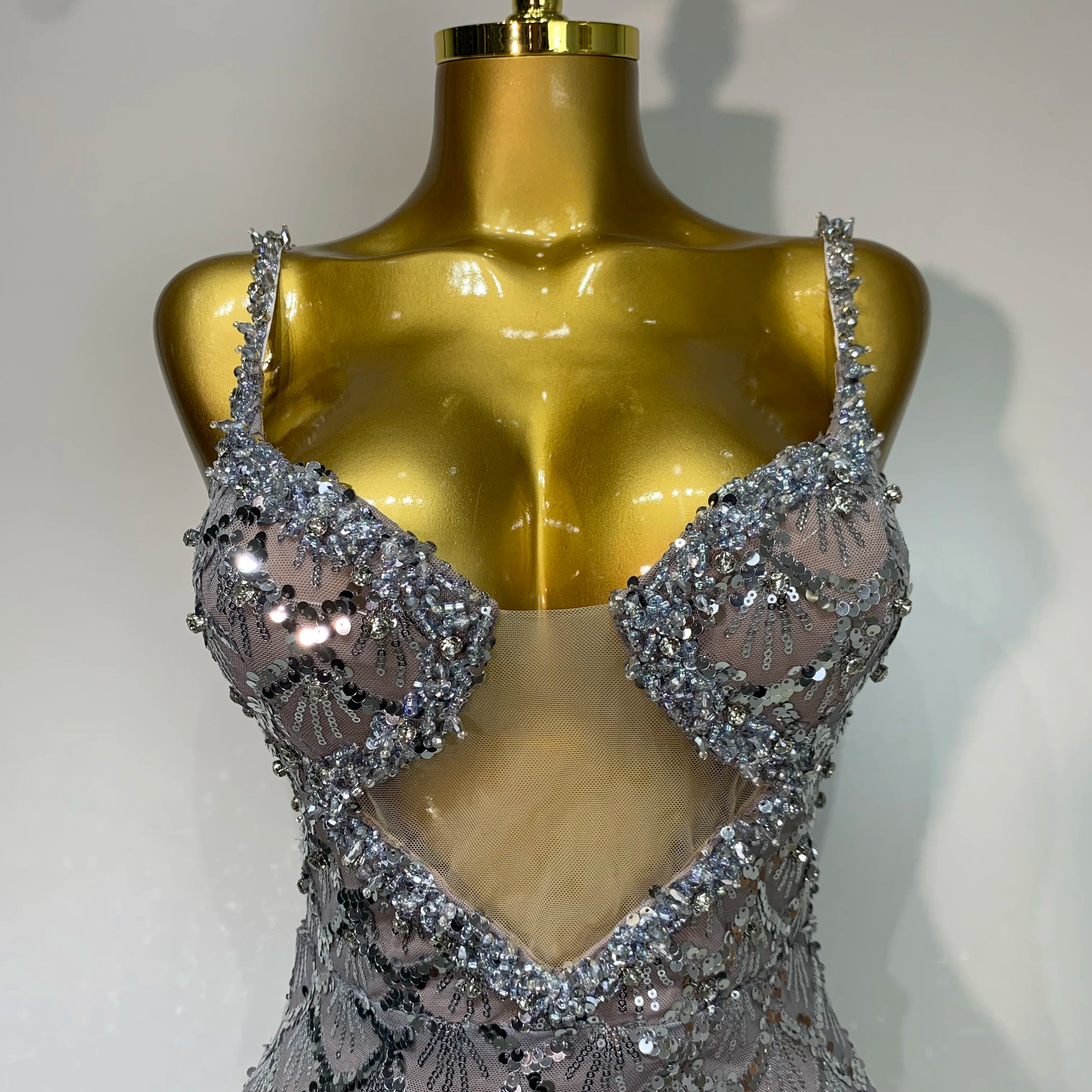 Sparkly Sequined Sleeveless Strap Women Dress V-Neck Evening Sexy Bodycon Party Club Luxurry Birthday Wedding Long Maxi Dresses