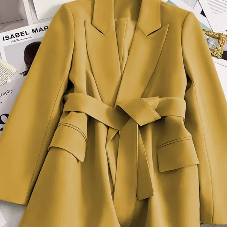 Spring New in Women's Blazer Belt Slim Fitting Temperament Fashion Small Suit Top for Women Commuting Korean Version Suit Jacket